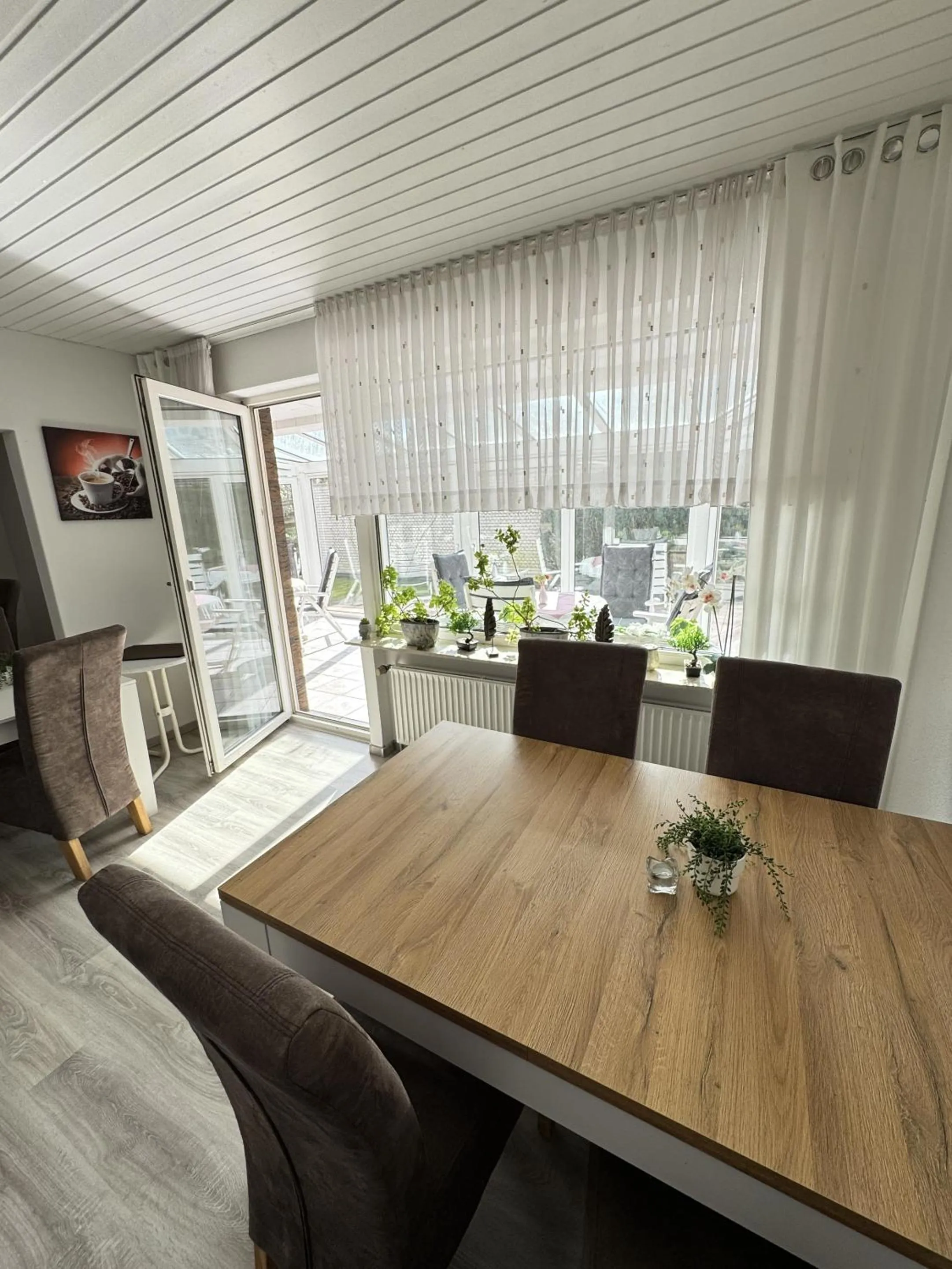 Dining area in Hotel Pension Petra