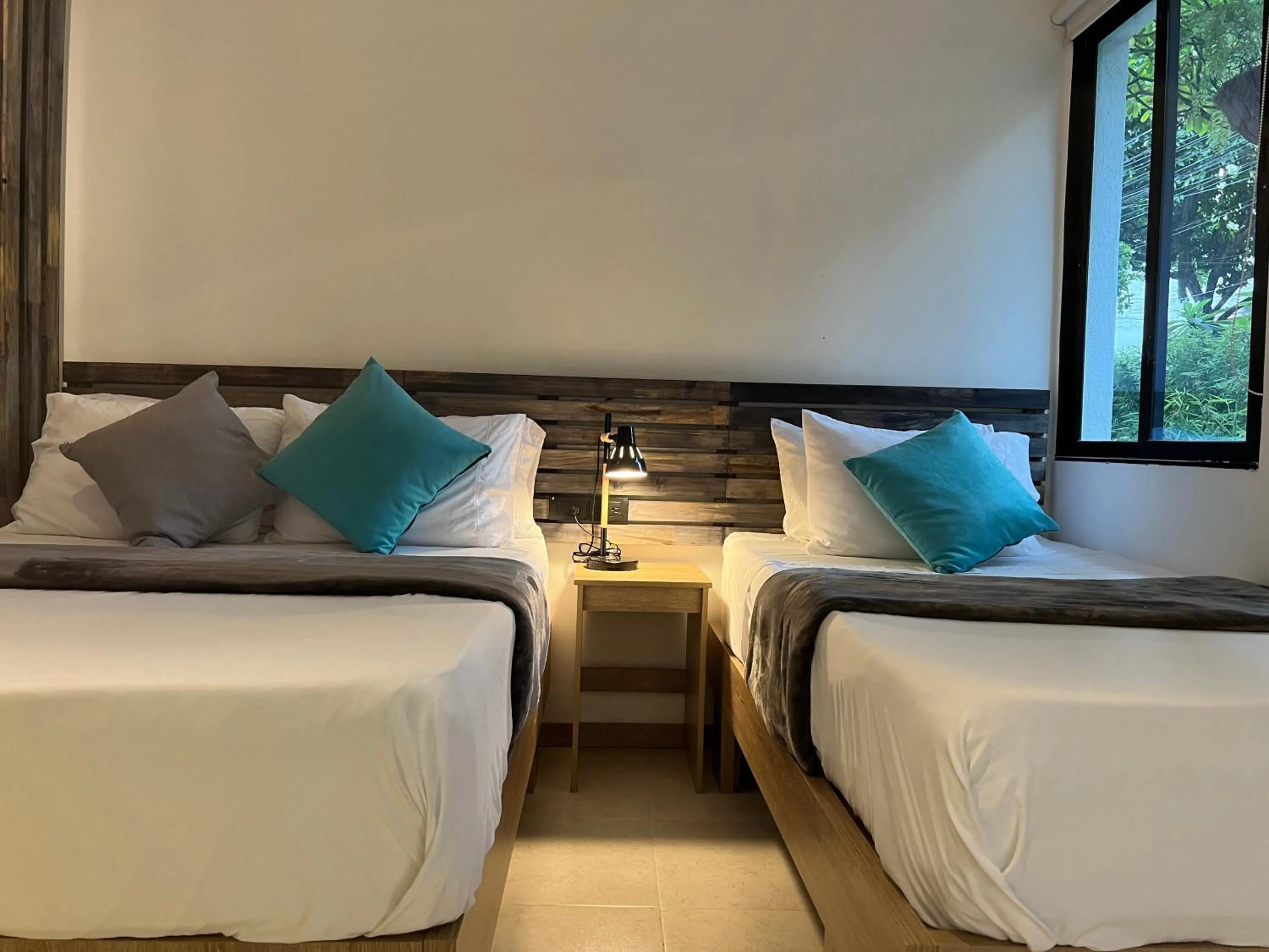 Photo of the whole room, Bed in HOTEL 9.5 SAN FERNANDO