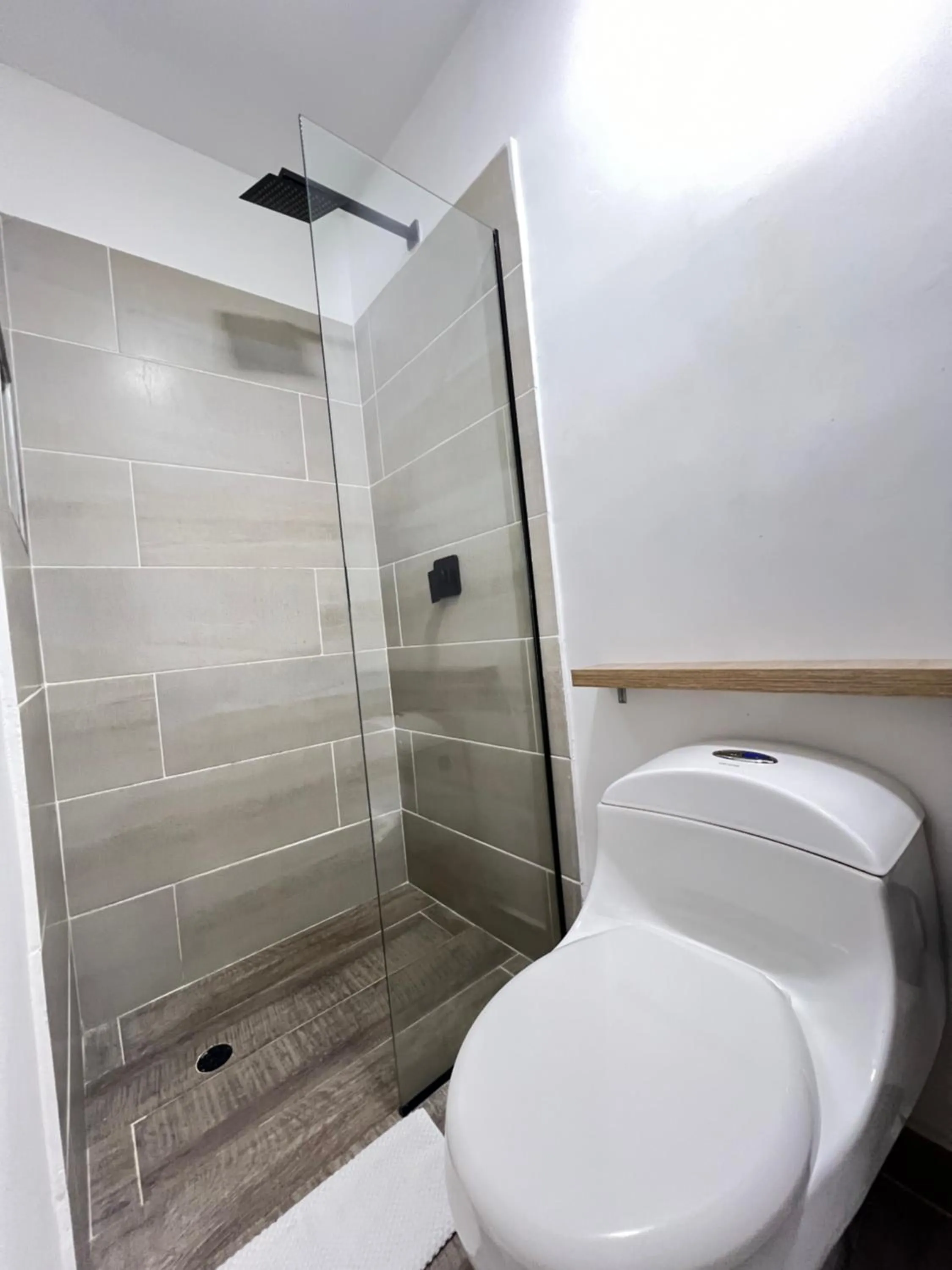 Shower in HOTEL 9.5 SAN FERNANDO