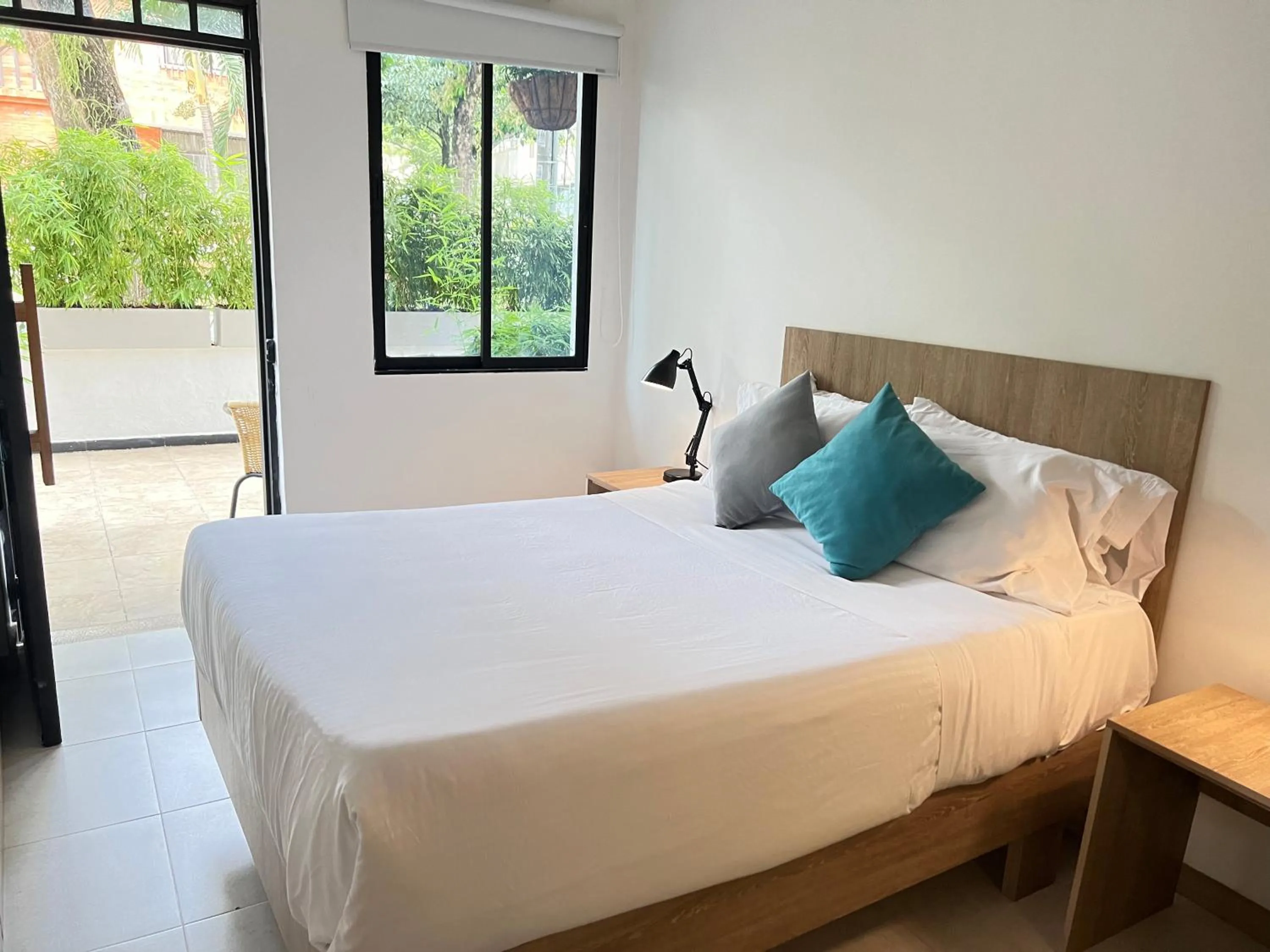 Photo of the whole room, Bed in HOTEL 9.5 SAN FERNANDO