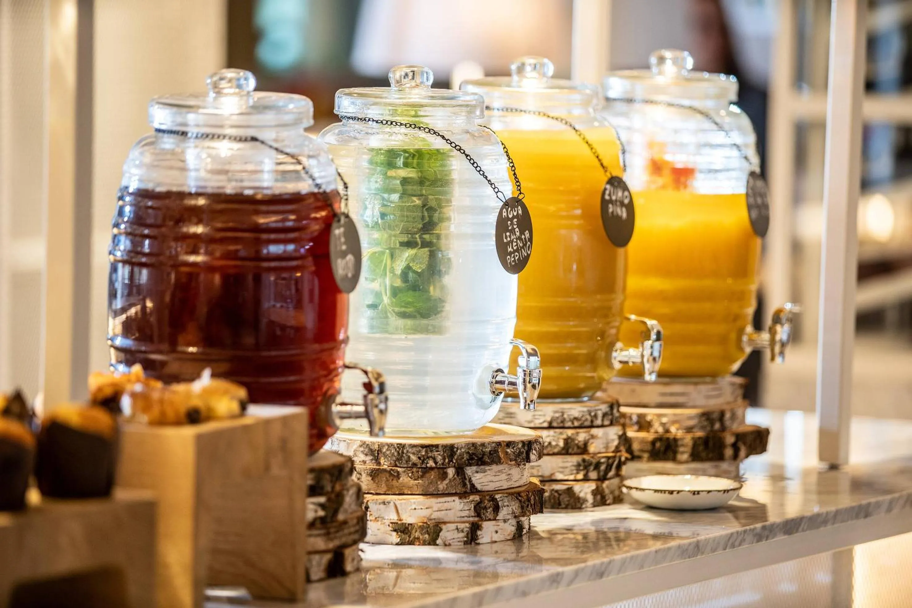 Food and drinks in INNSiDE Zaragoza