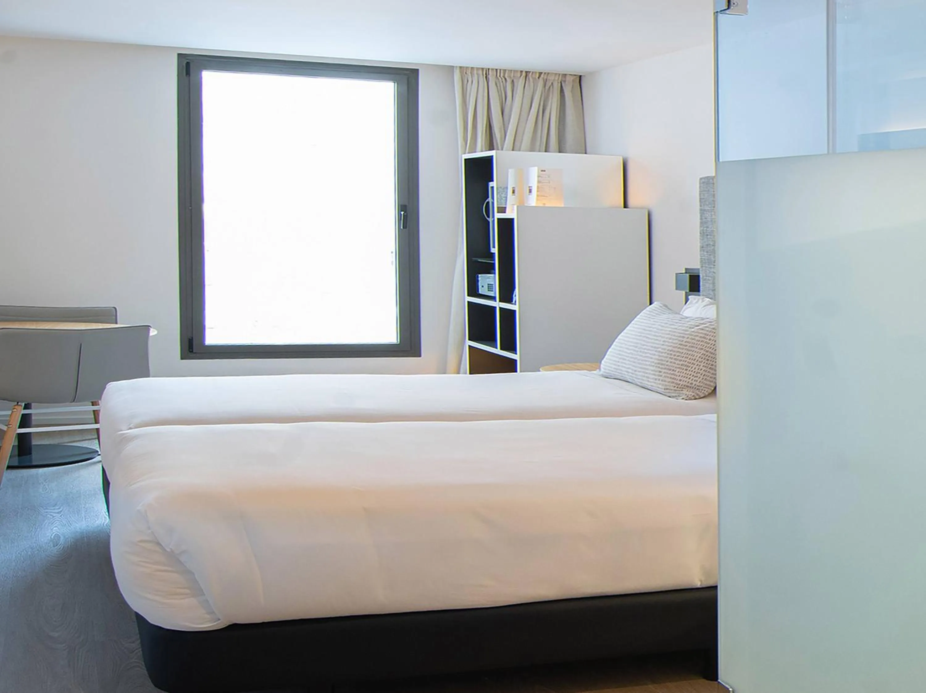 Bed in INNSiDE Zaragoza