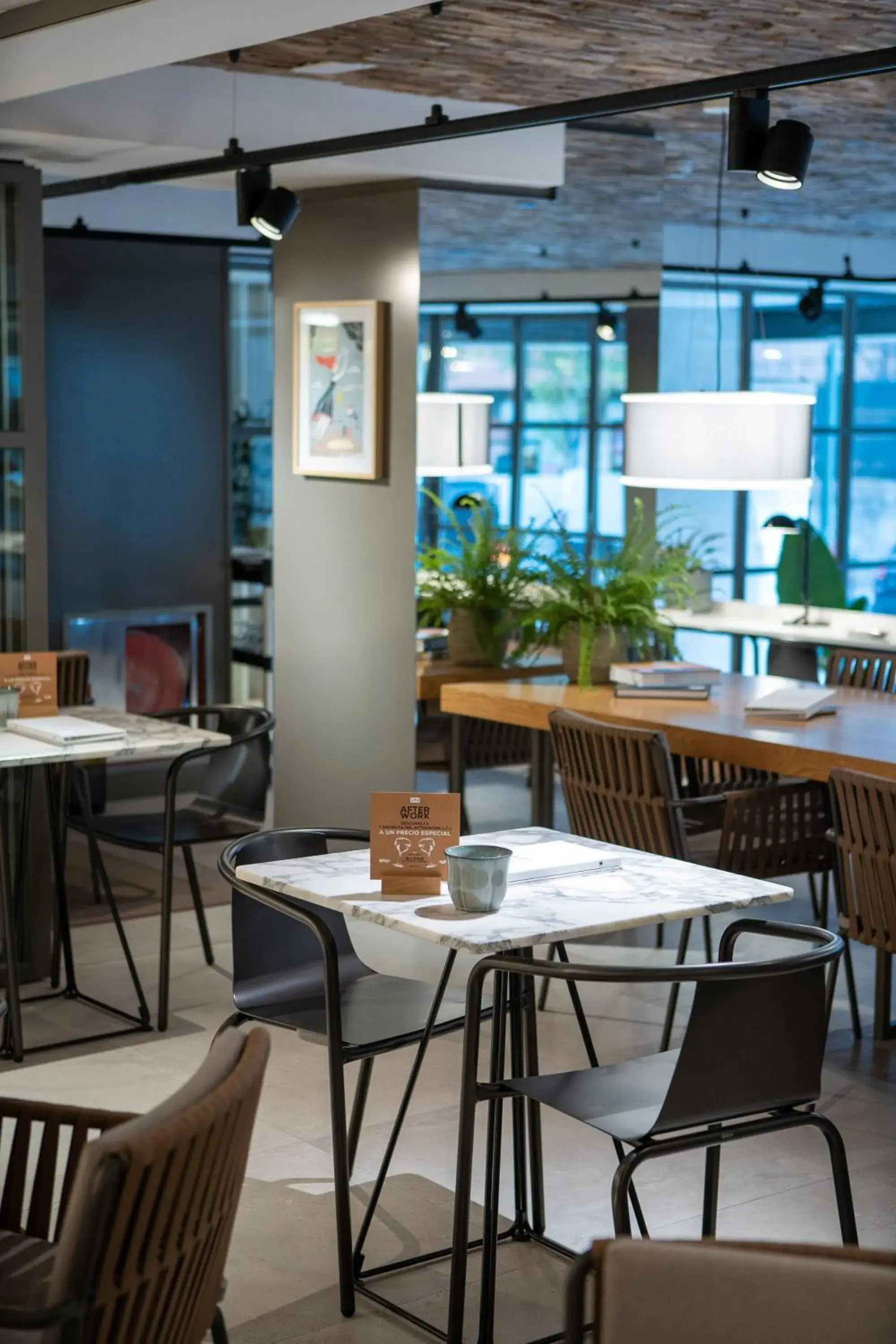 Restaurant/places to eat in INNSiDE Zaragoza Restaurant/places to eat in INNSiDE Zaragoza