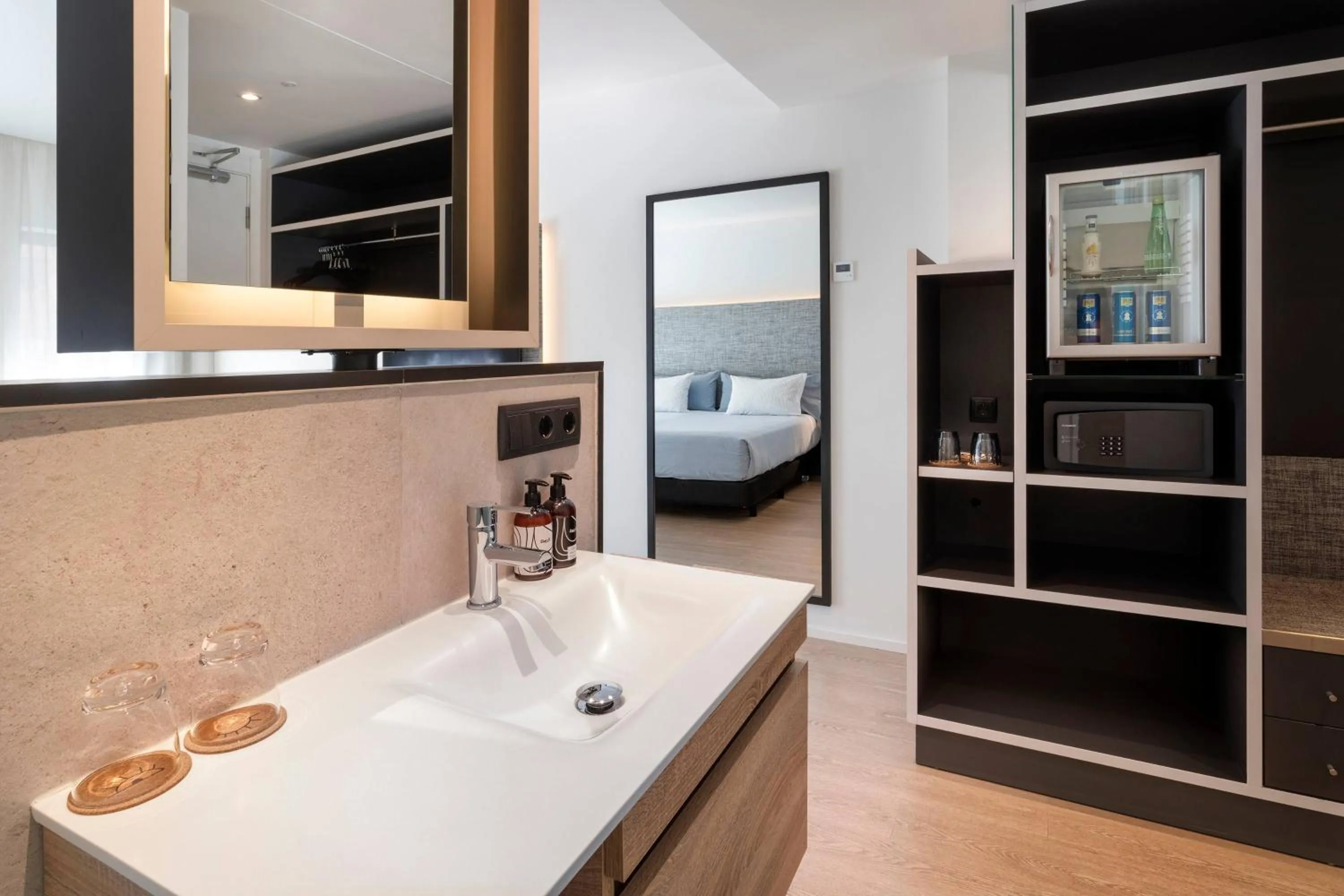 Bed in INNSiDE Zaragoza