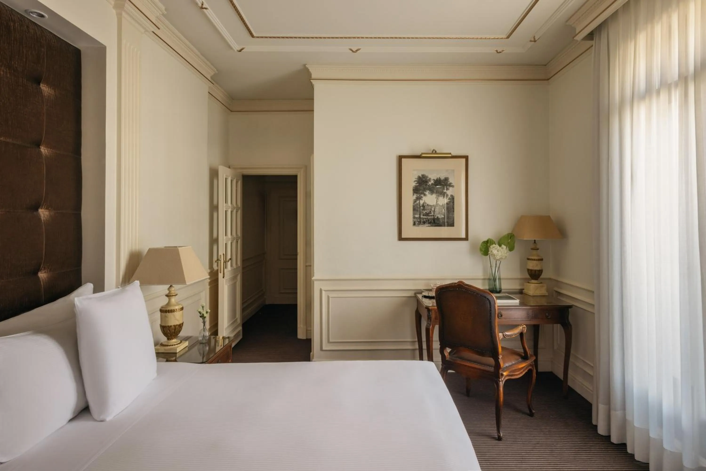 Bed in Hotel Fenix Gran Meliá - The Leading Hotels of the World