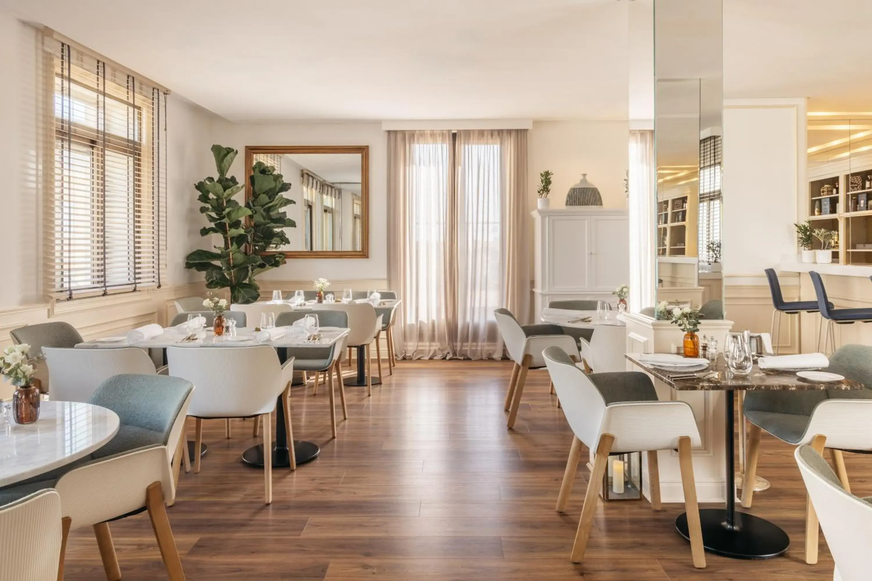 Restaurant/places to eat in Hotel Fenix Gran Meliá - The Leading Hotels of the World Restaurant/places to eat in Hotel Fenix Gran Meliá - The Leading Hotels of the World