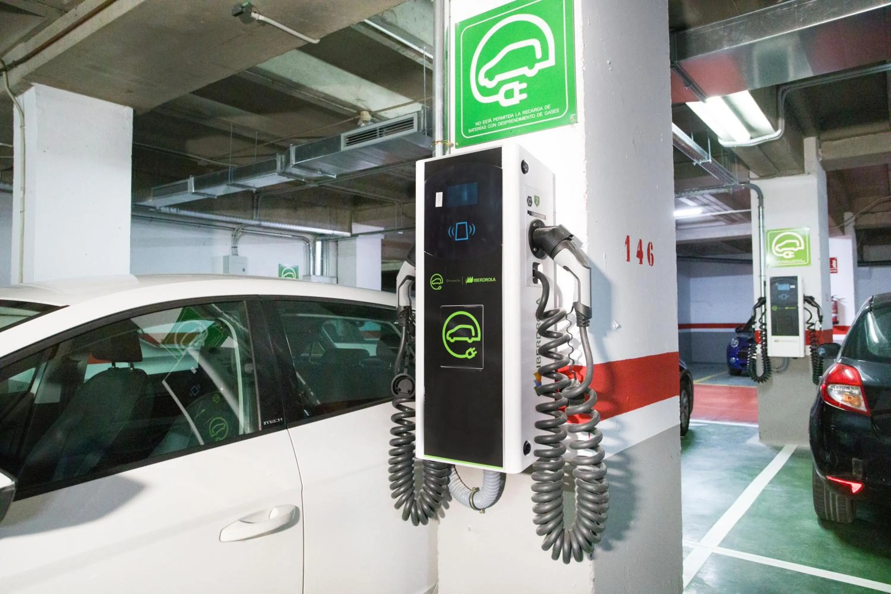 Parking in Hotel Albufera