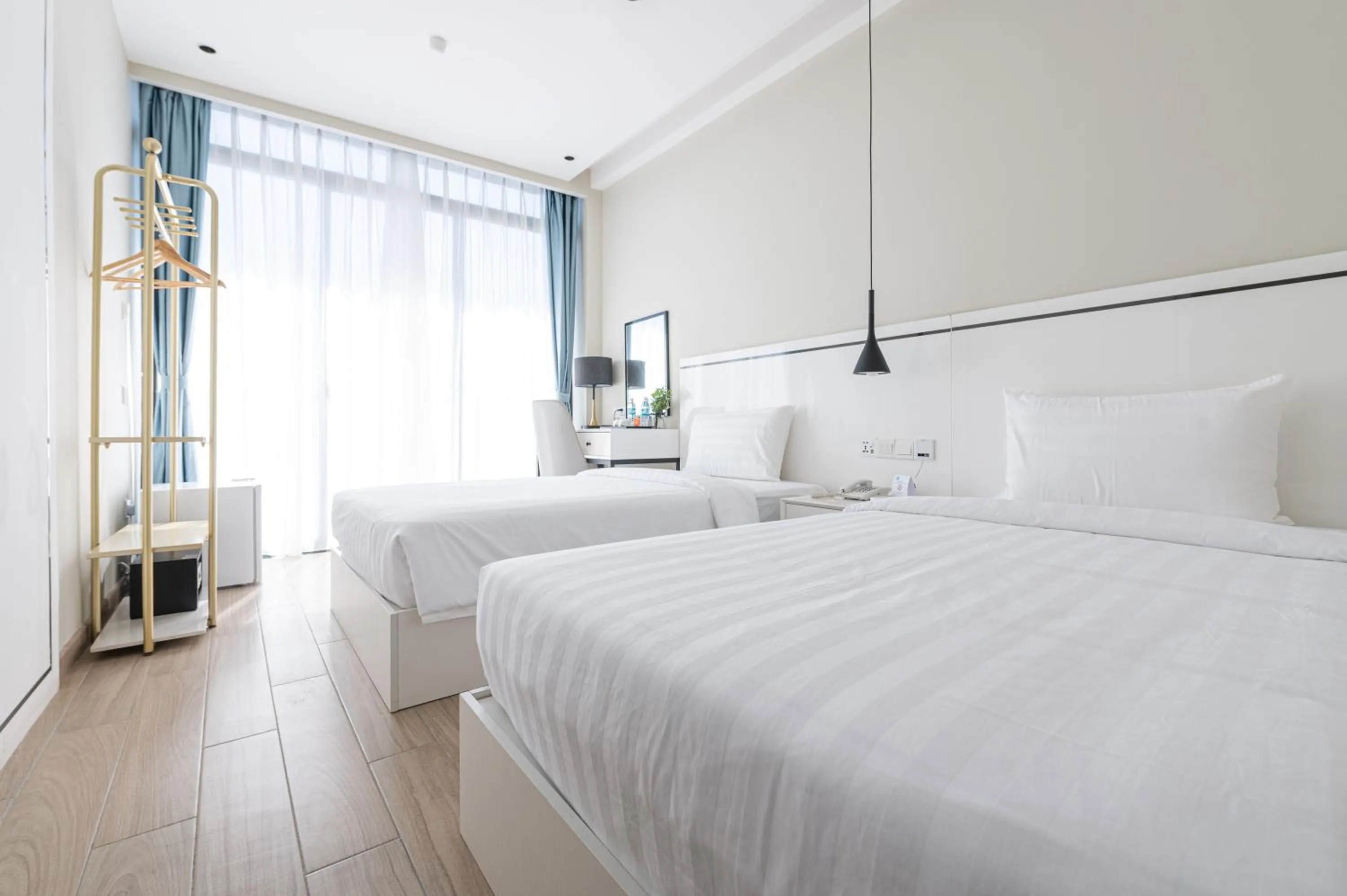 Bedroom, Bed in Grace Samudera Hotel