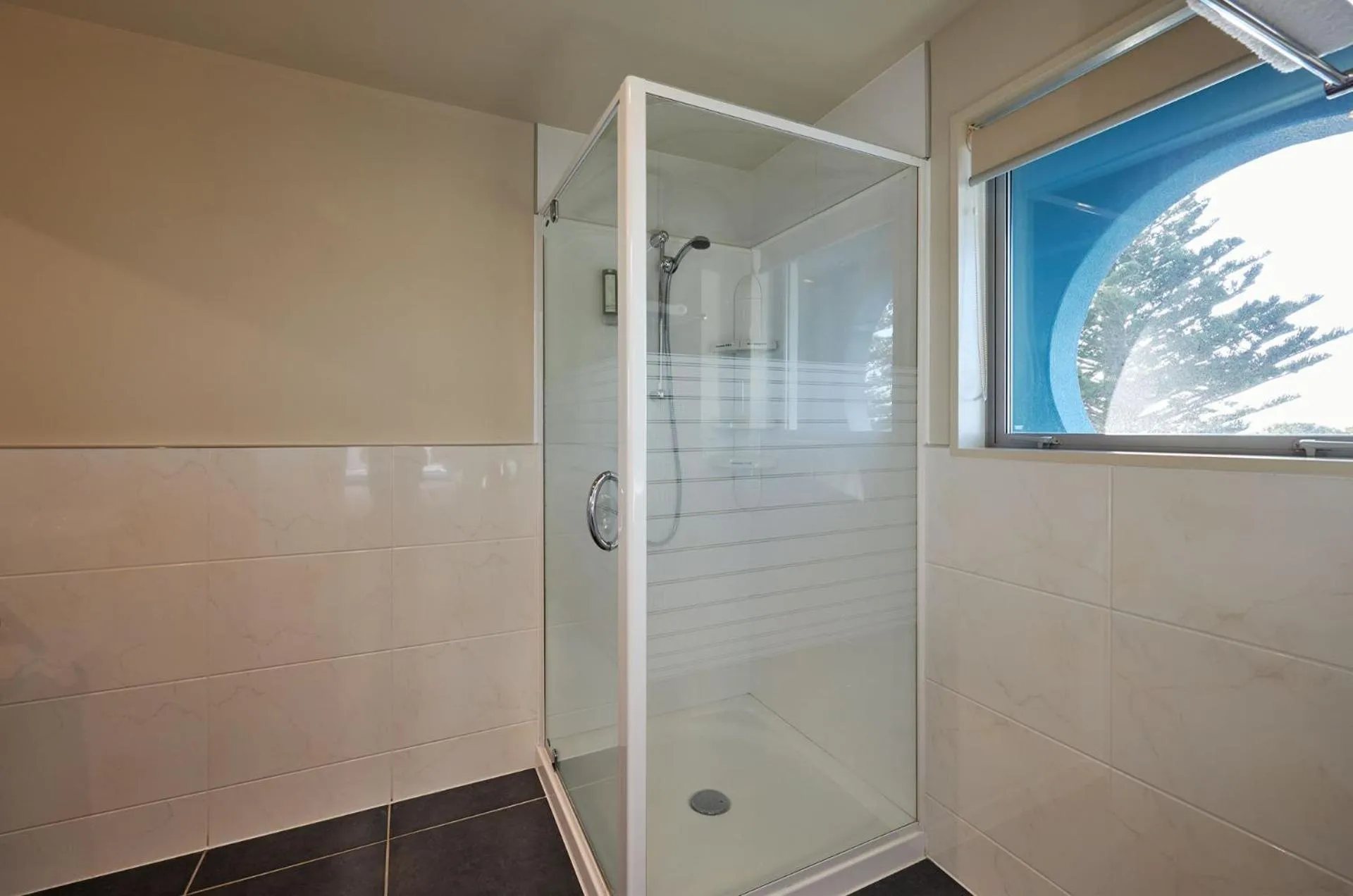 Shower in Waves on the Esplanade