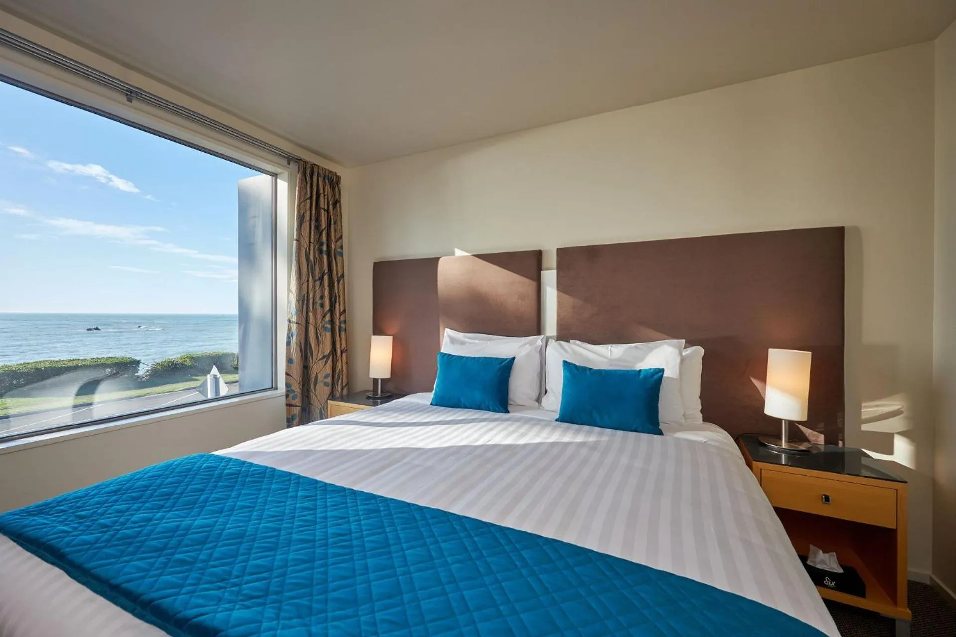 Bedroom, Bed in Waves on the Esplanade