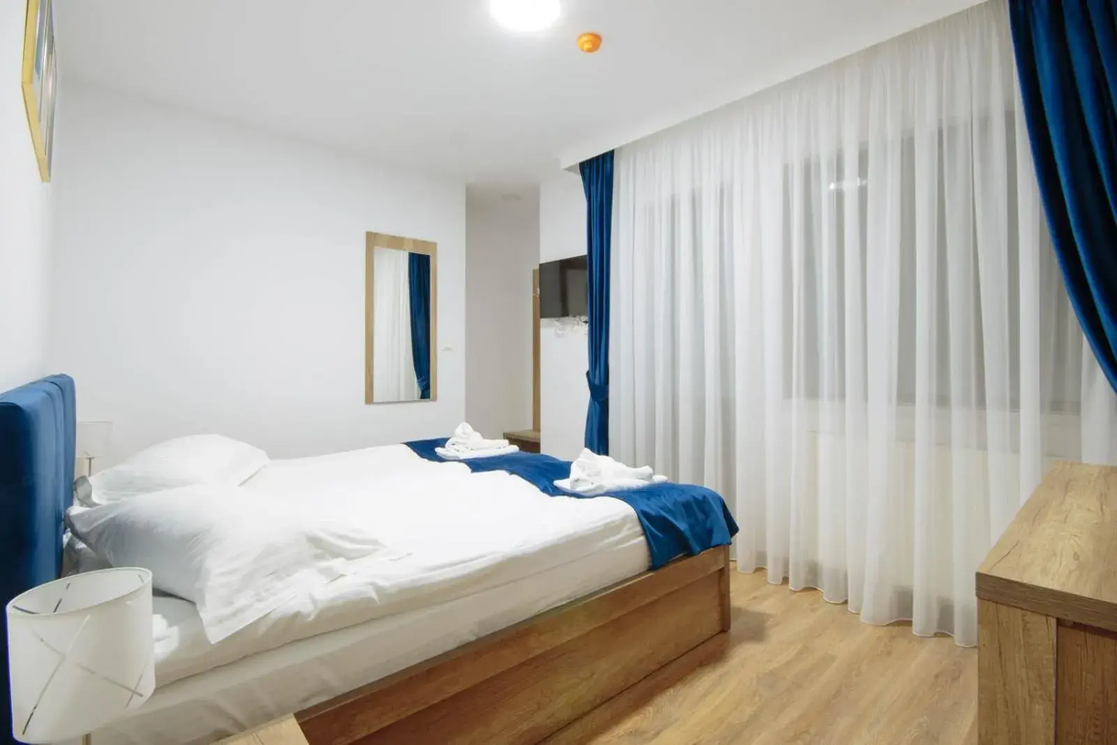 Twin Room with Bathroom in Vila Stadion Twin Room with Bathroom in Vila Stadion