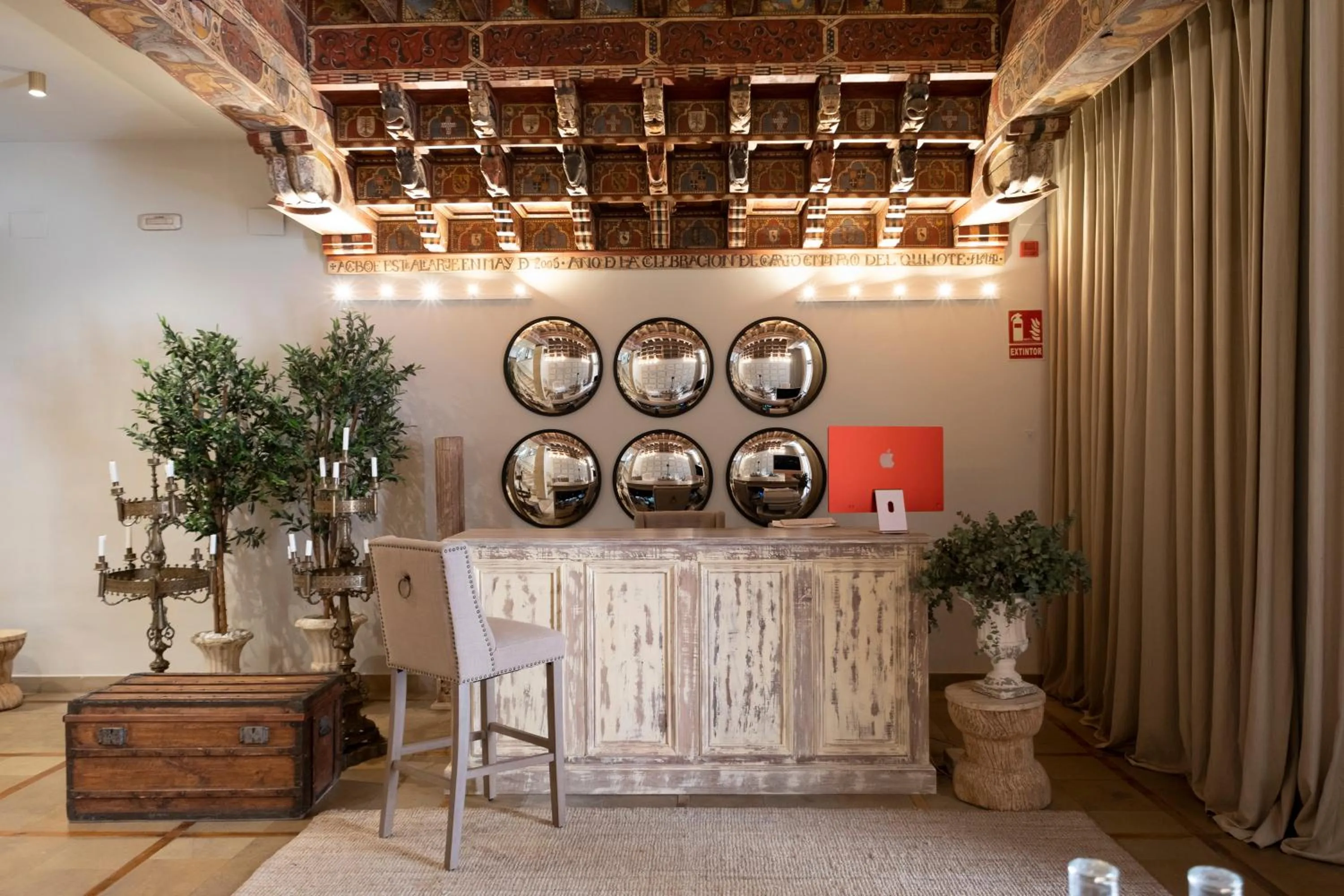 Lobby or reception in Hotel Cetina Palacio de los Salcedo