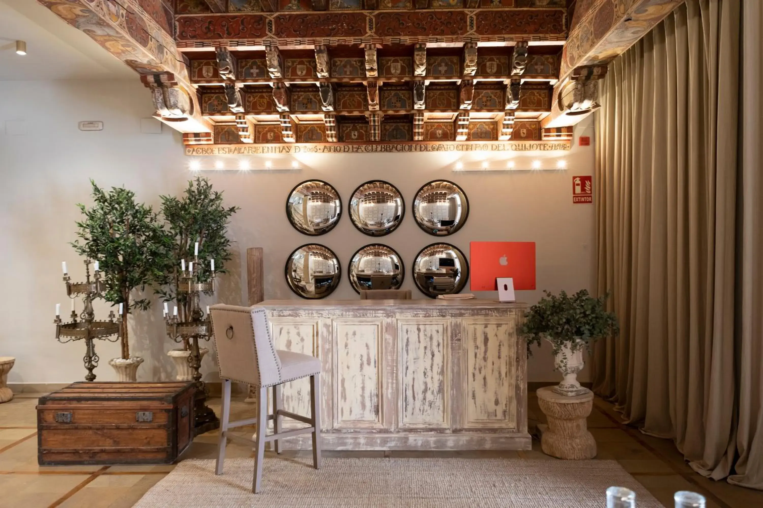 Lobby or reception in Hotel Cetina Palacio de los Salcedo Lobby or reception in Hotel Cetina Palacio de los Salcedo