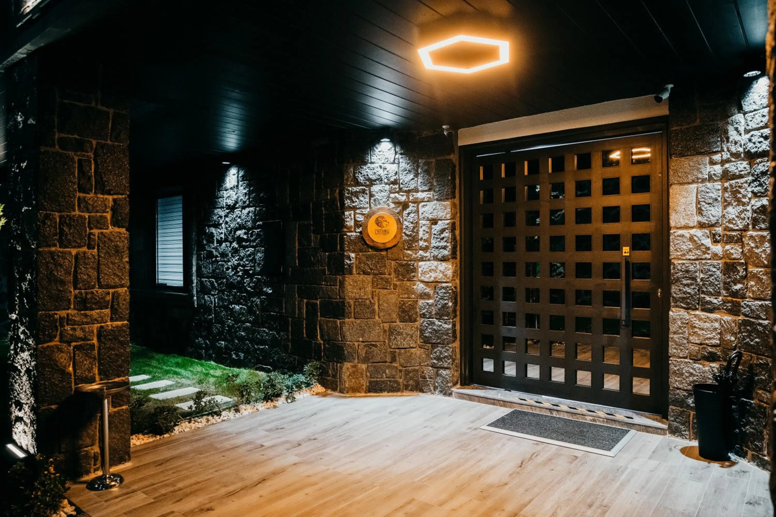 Facade/entrance in Çathan Art Hotel