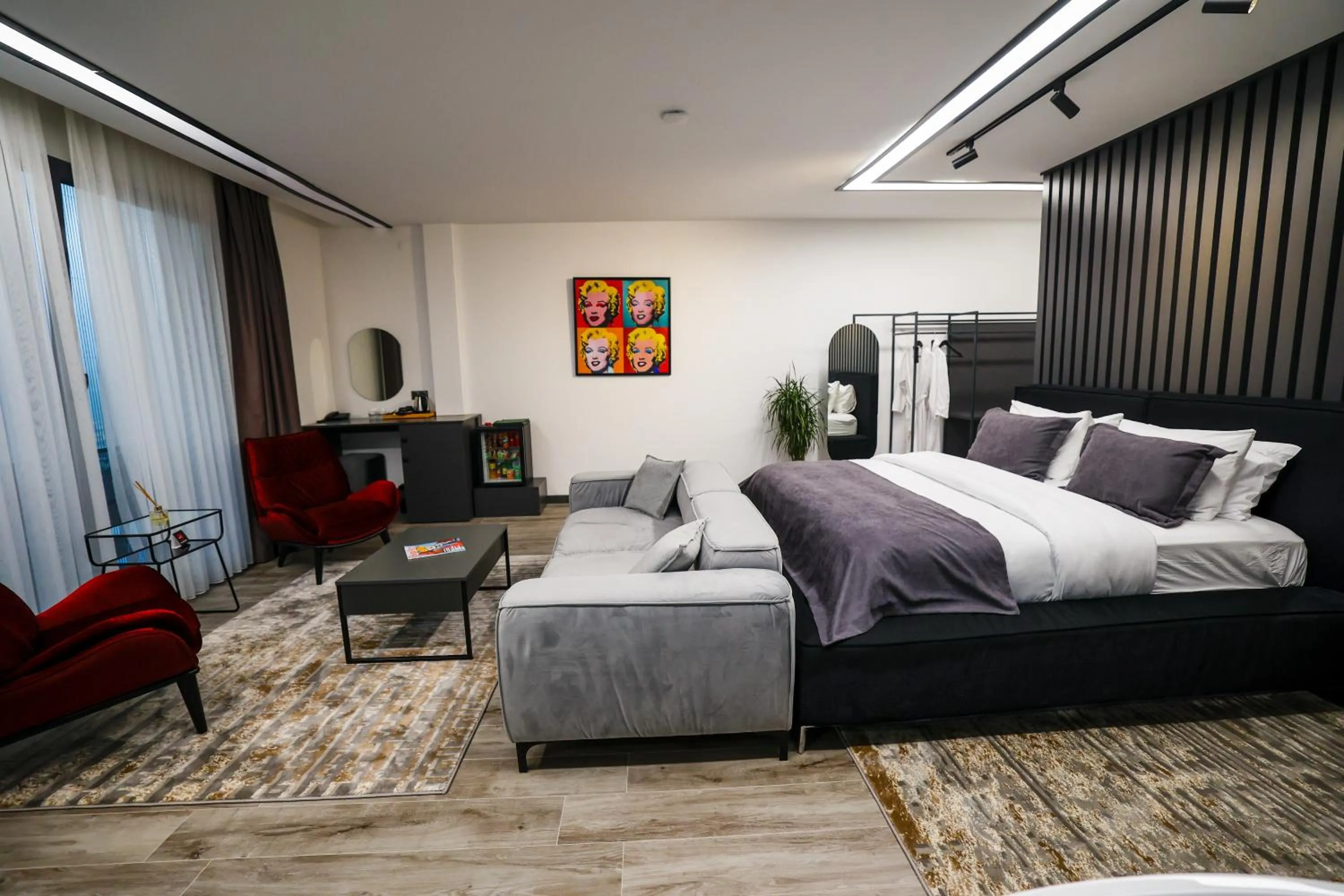 Bedroom, Bed in Çathan Art Hotel