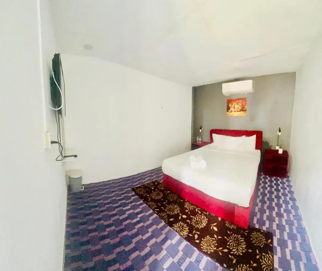 Standard Suite - single occupancy in Green Town Hotel And Resort Standard Suite - single occupancy in Green Town Hotel And Resort