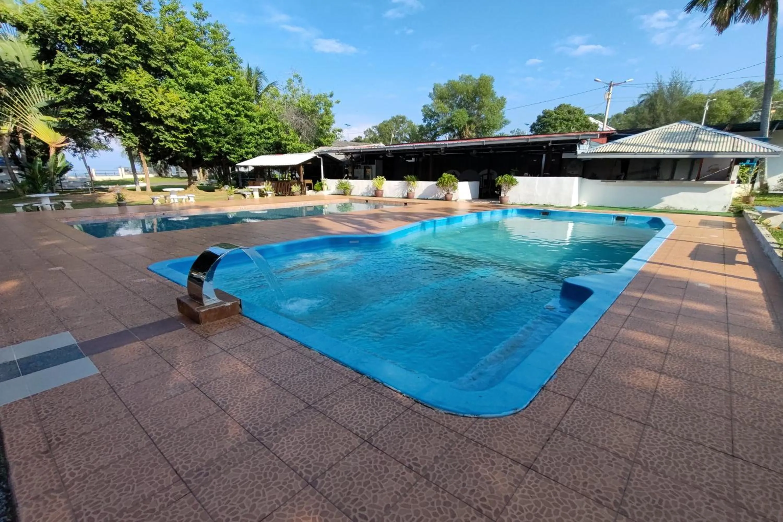 Swimming pool in Green Town Hotels and Resorts