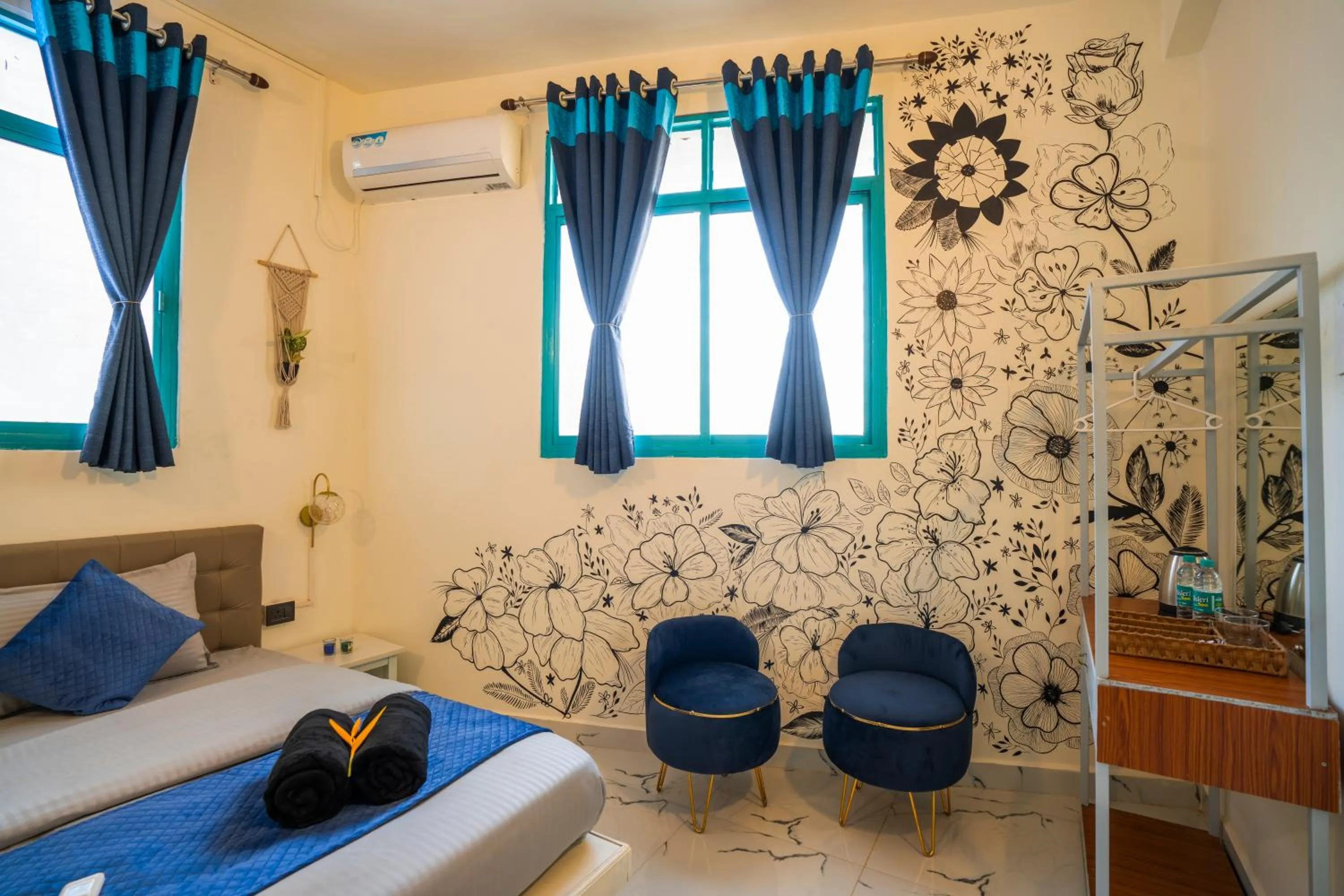 Bed in Shalom Backpackers Anjuna Goa