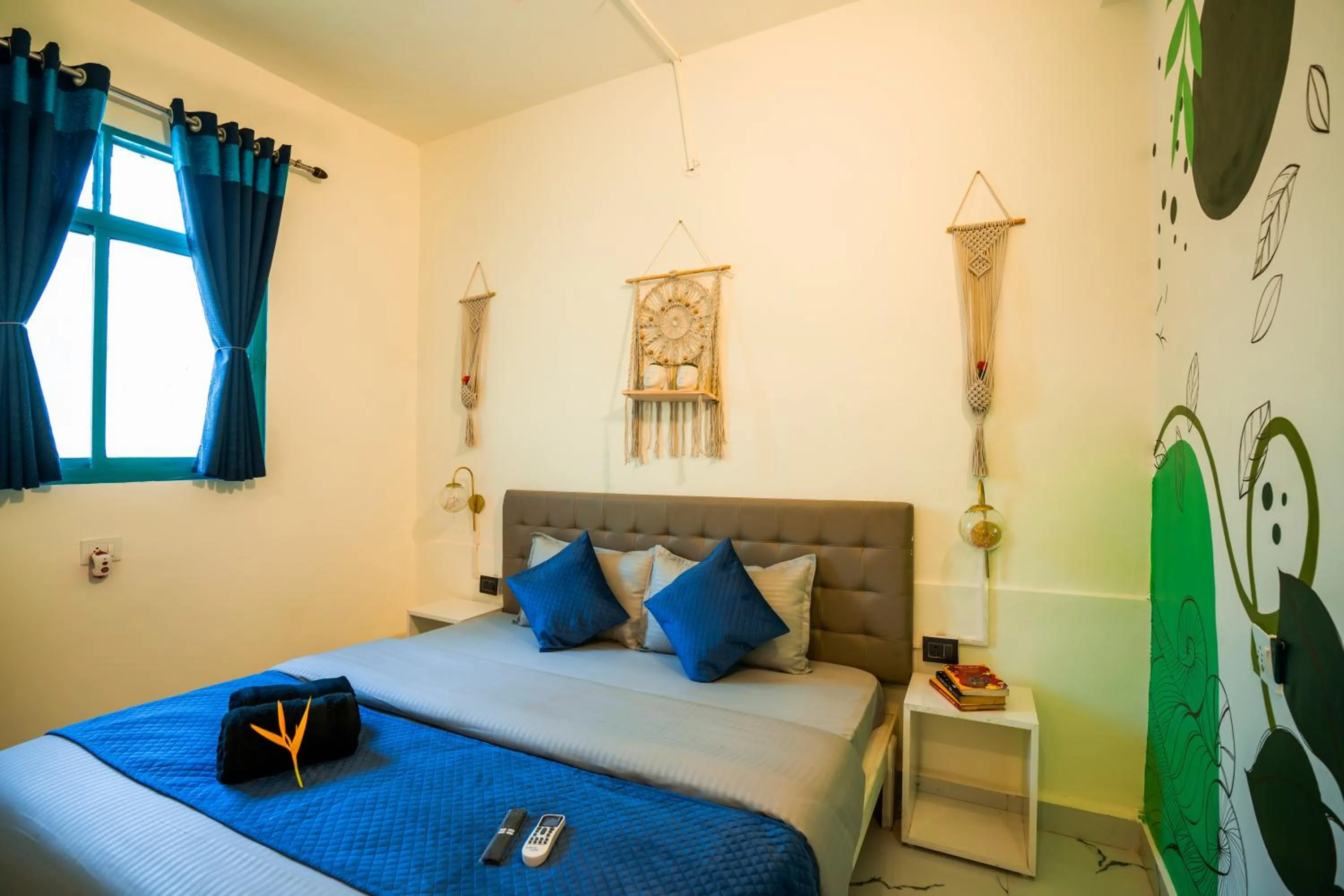 Bed in Shalom Backpackers Anjuna Goa