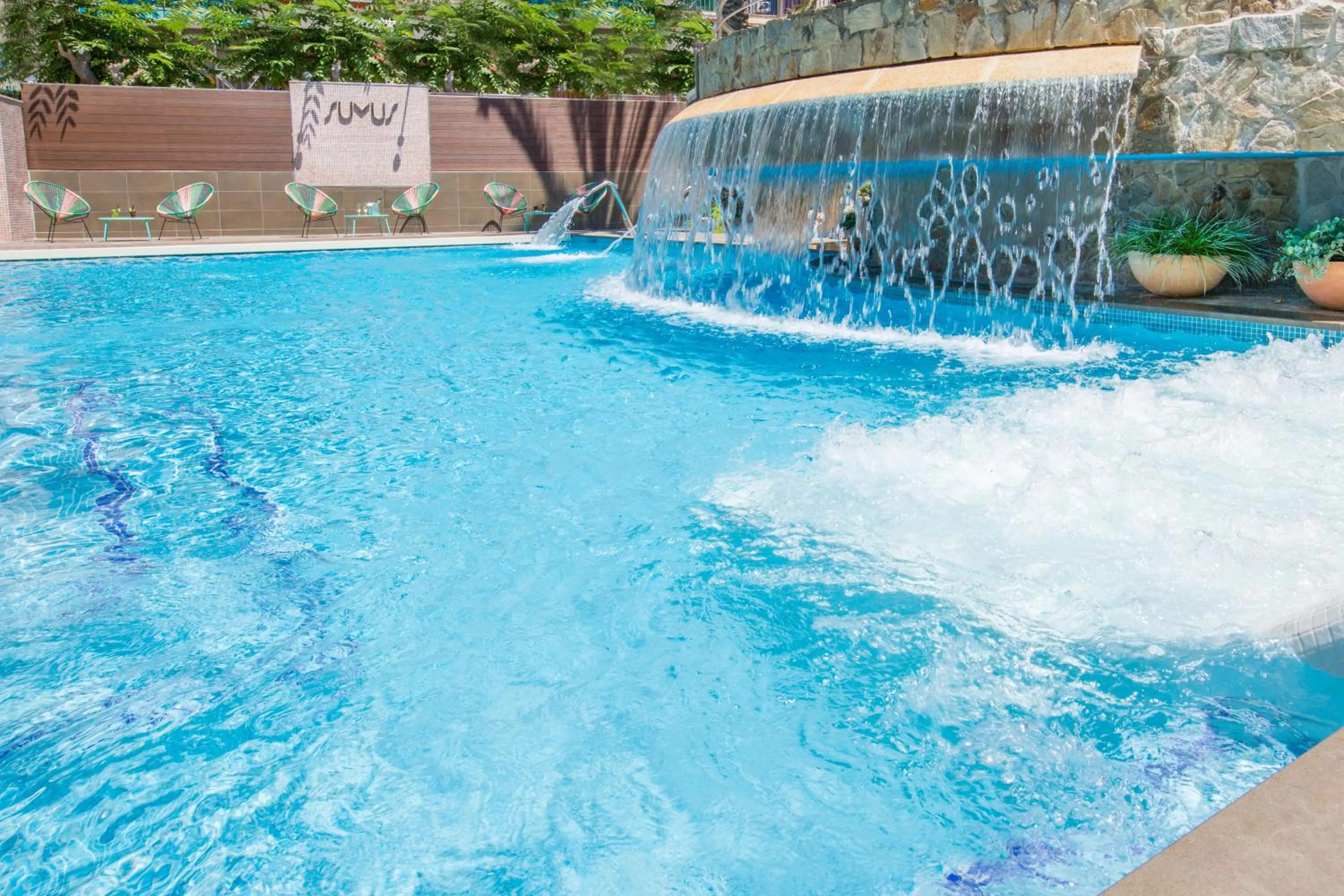 Swimming pool in Sumus Hotel Monteplaya & SPA 4Sup - Adults Only