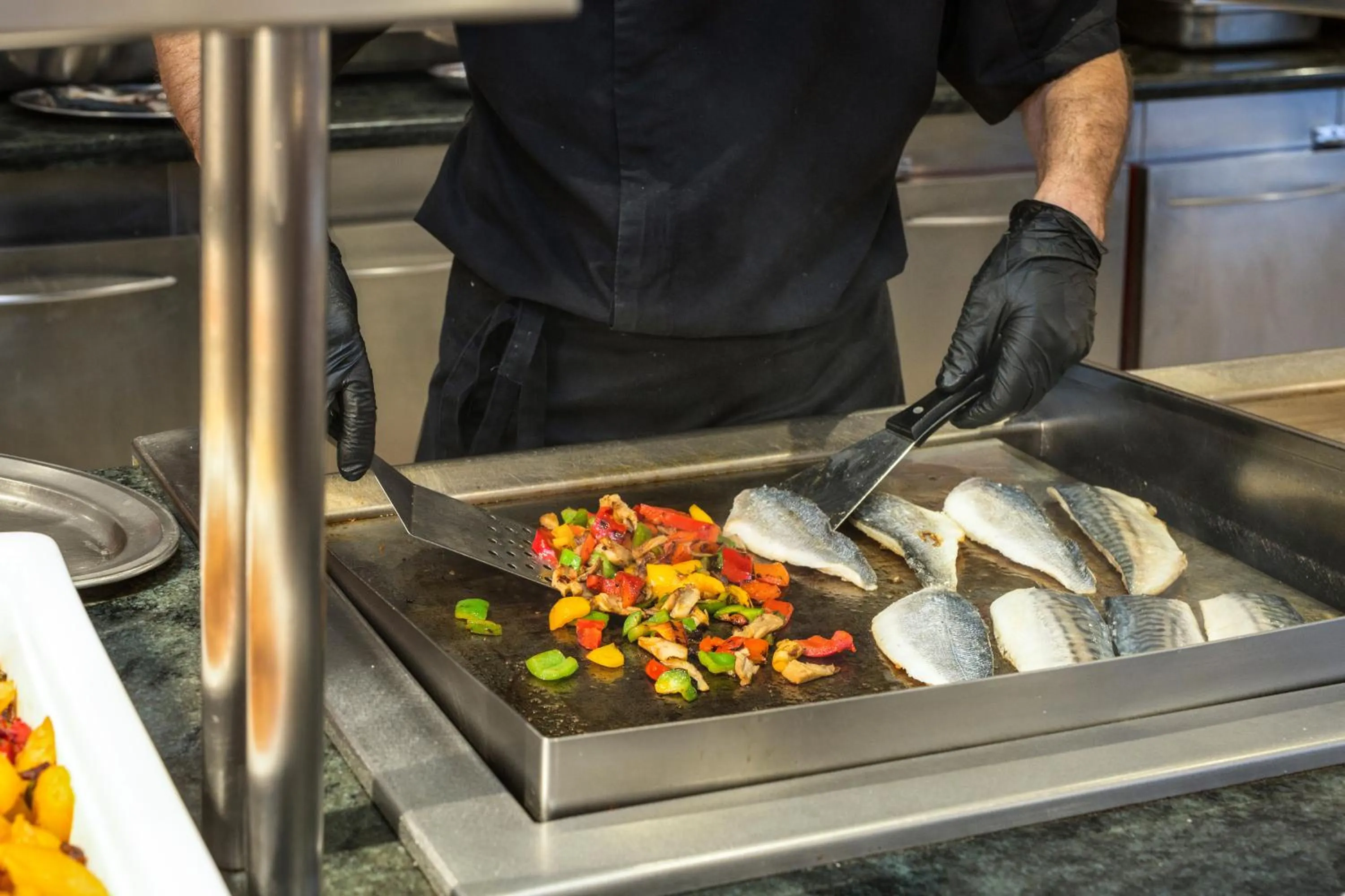 Restaurant/places to eat in Sumus Hotel Monteplaya & SPA 4Sup - Adults Only