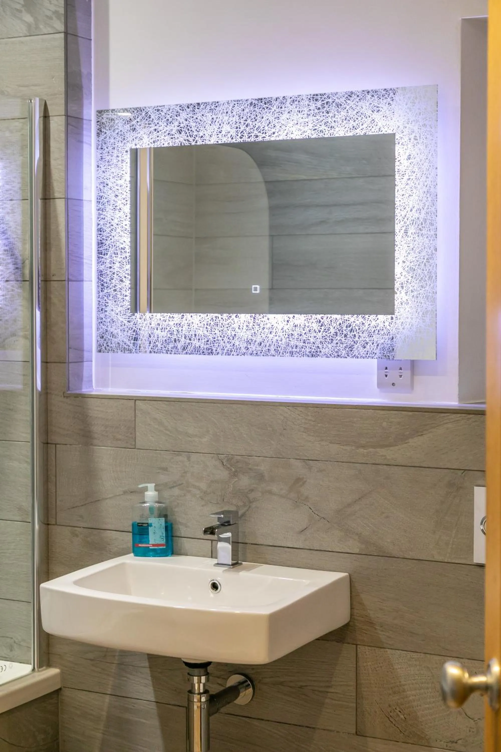 Bathroom in Riverbank Cottage