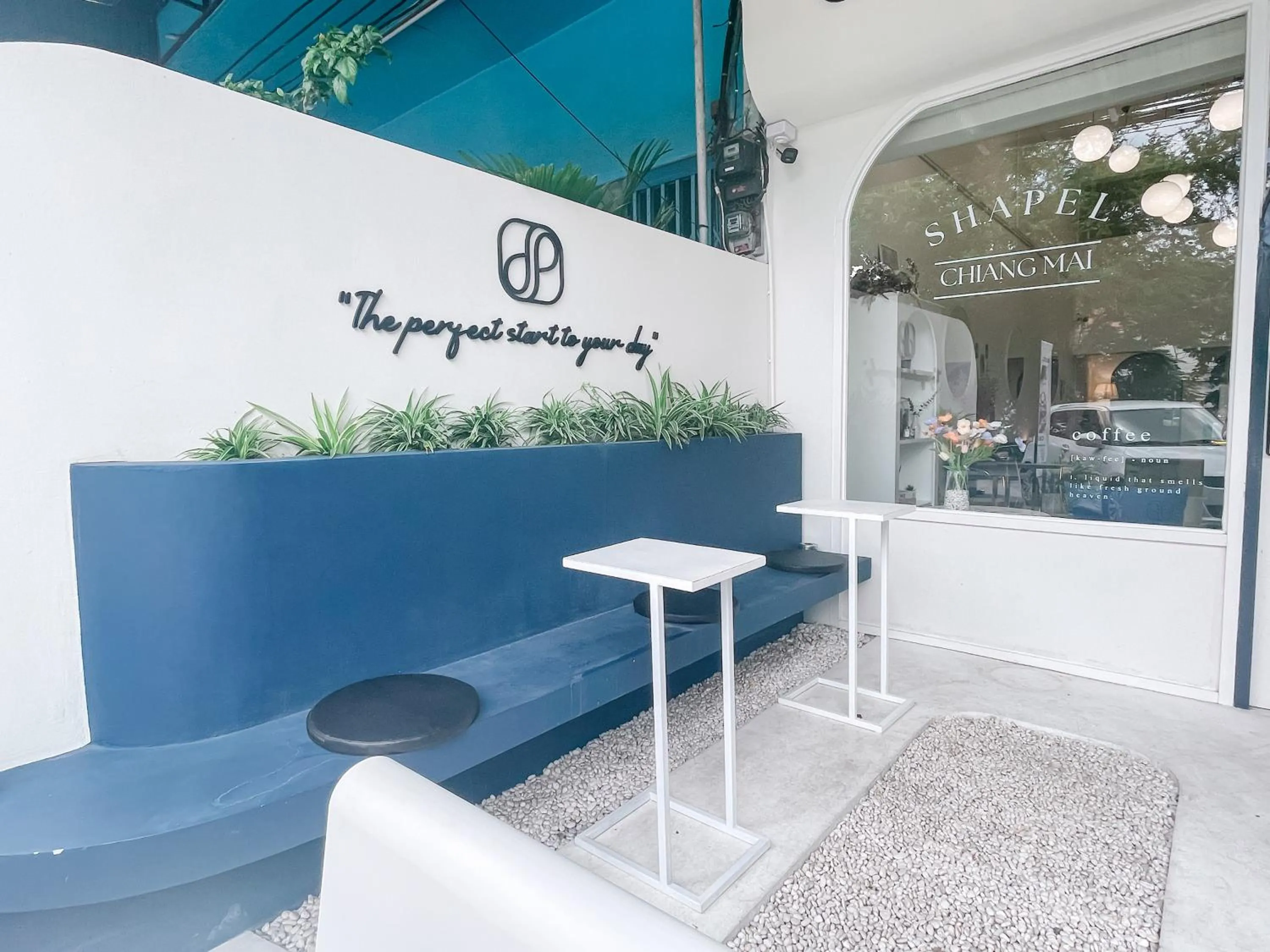 Facade/entrance in Shapel Hostel and Cafe