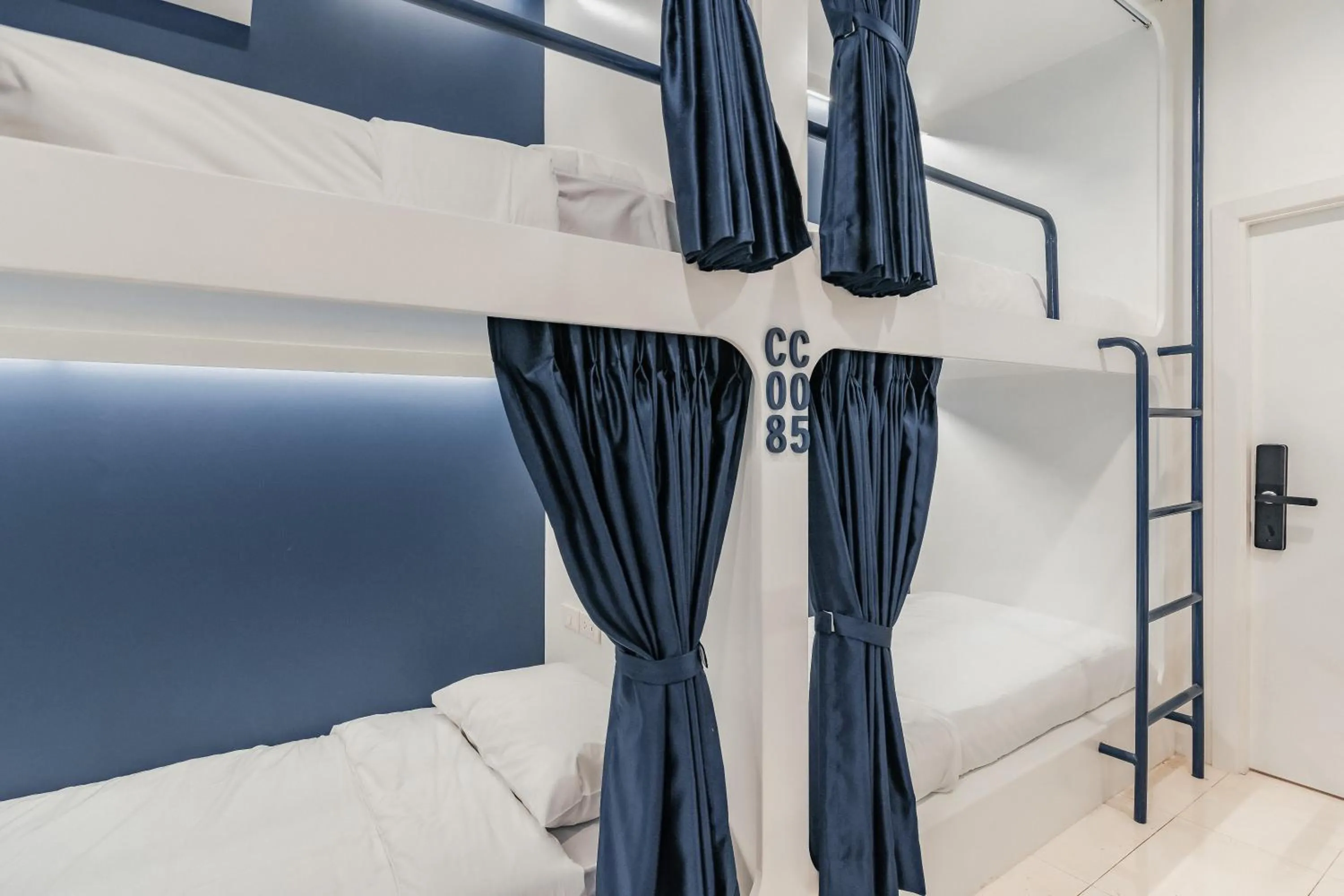 Bed in Shapel Hostel and Cafe