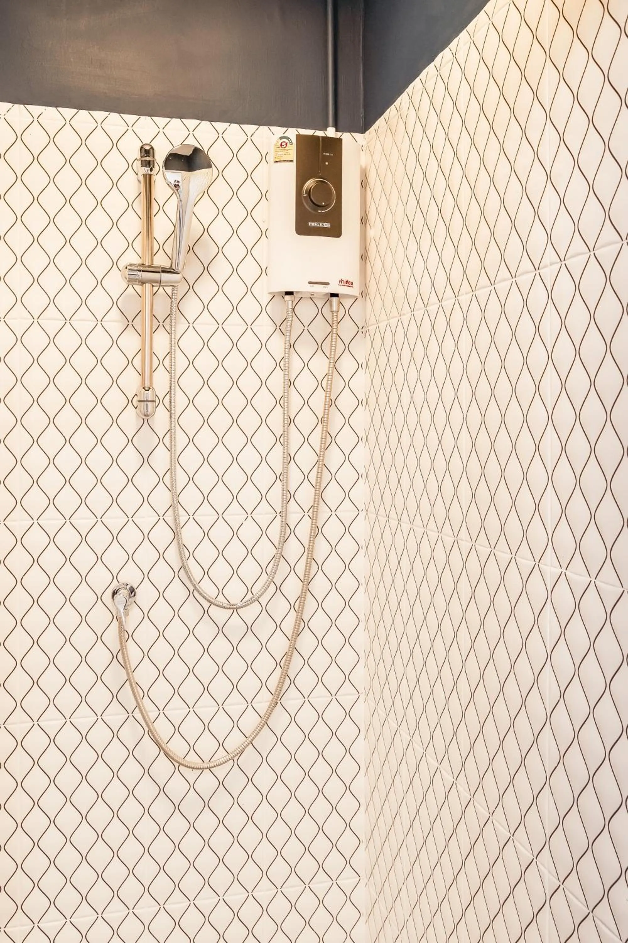 Shower in Shapel Hostel and Cafe
