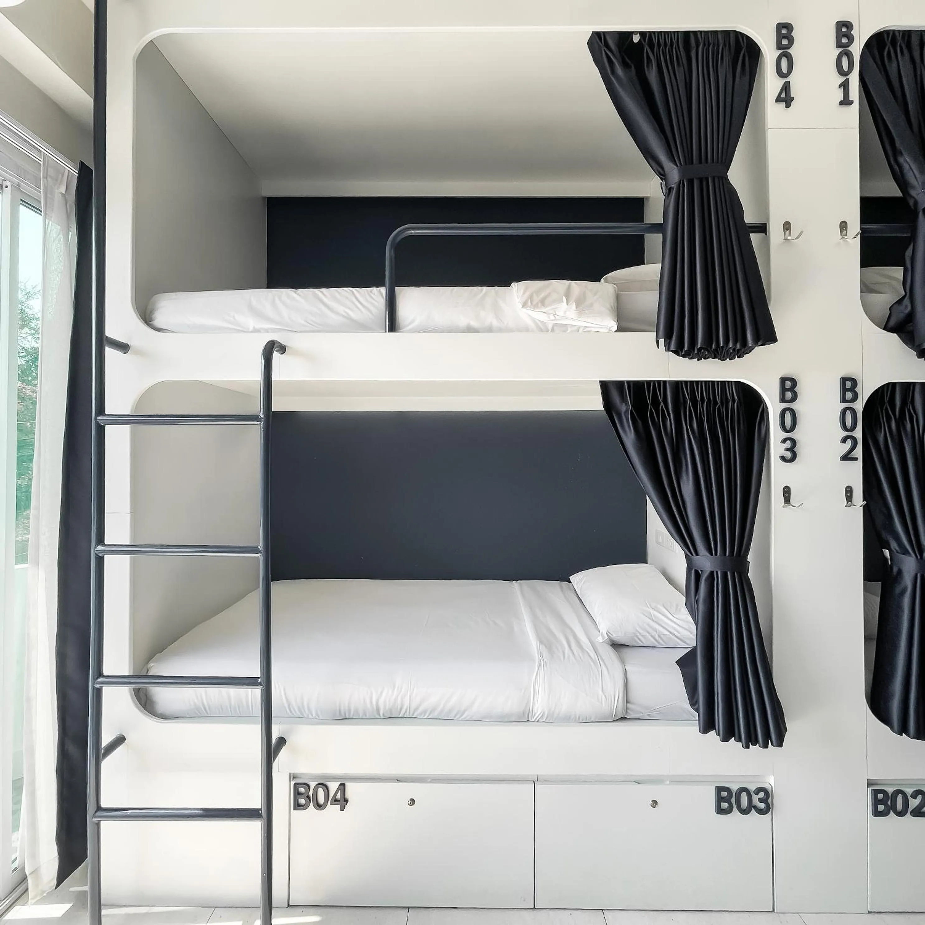 Bed in Shapel Hostel and Cafe