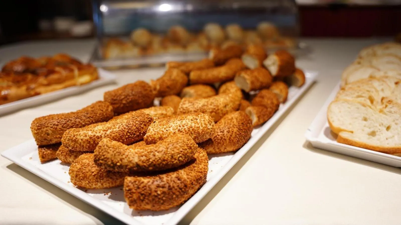 Buffet breakfast in El Emin İstanbul Hotel