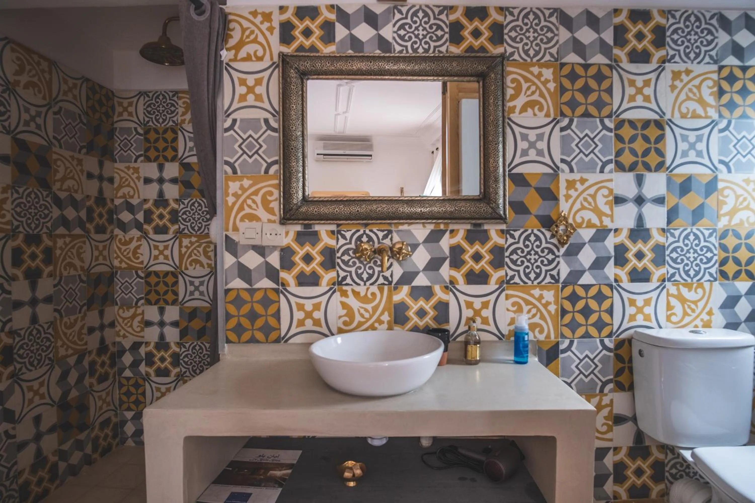 Toilet in Riad Villa Berna under Swiss Management