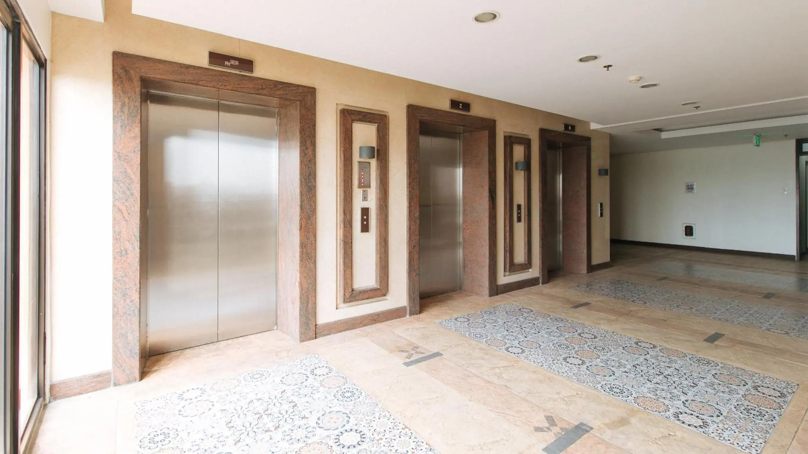 Lobby or reception in RedDoorz Plus @ Cuarto Verde Staycation Lobby or reception in RedDoorz Plus @ Cuarto Verde Staycation