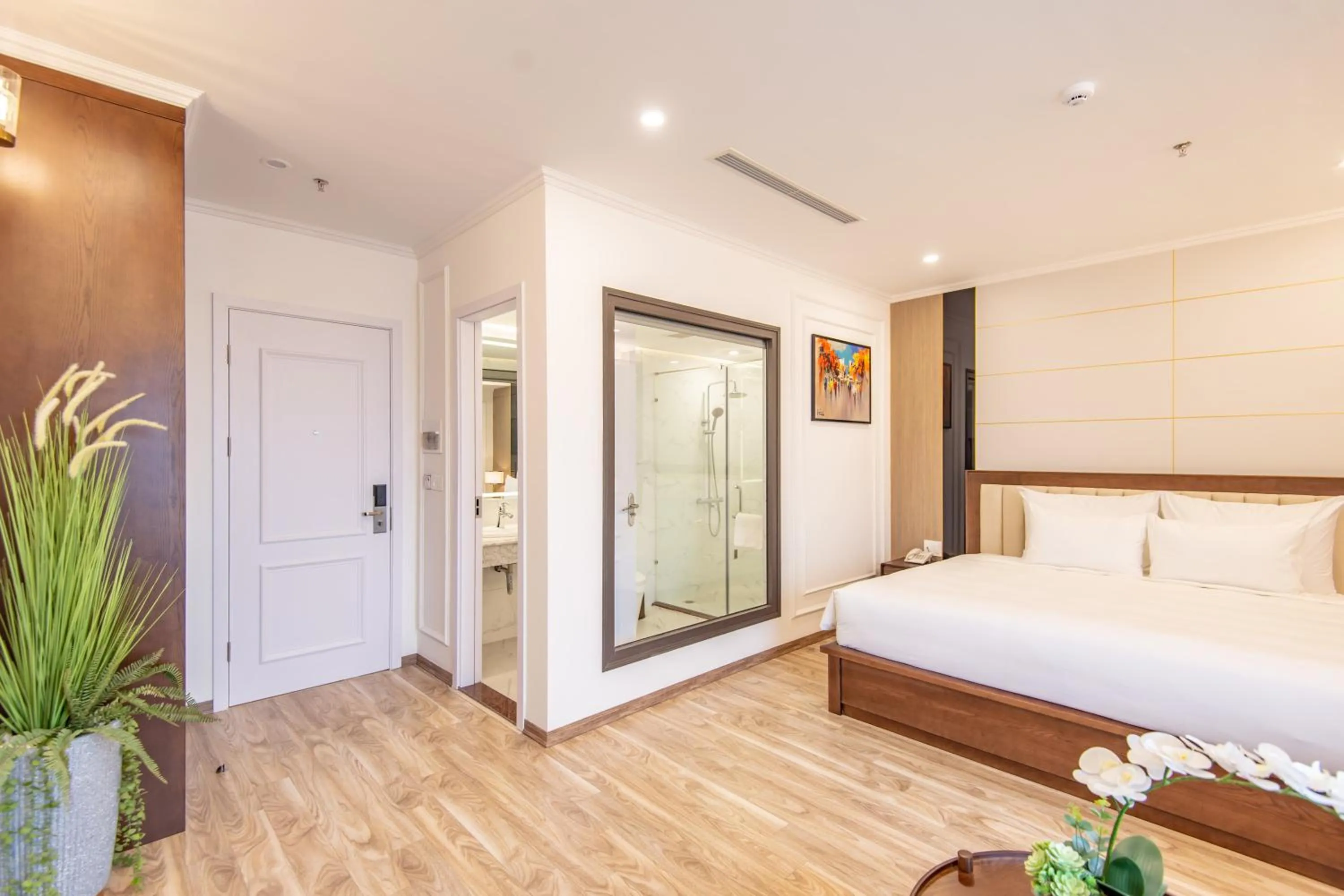 Bed in Reyna Luxury Hotel