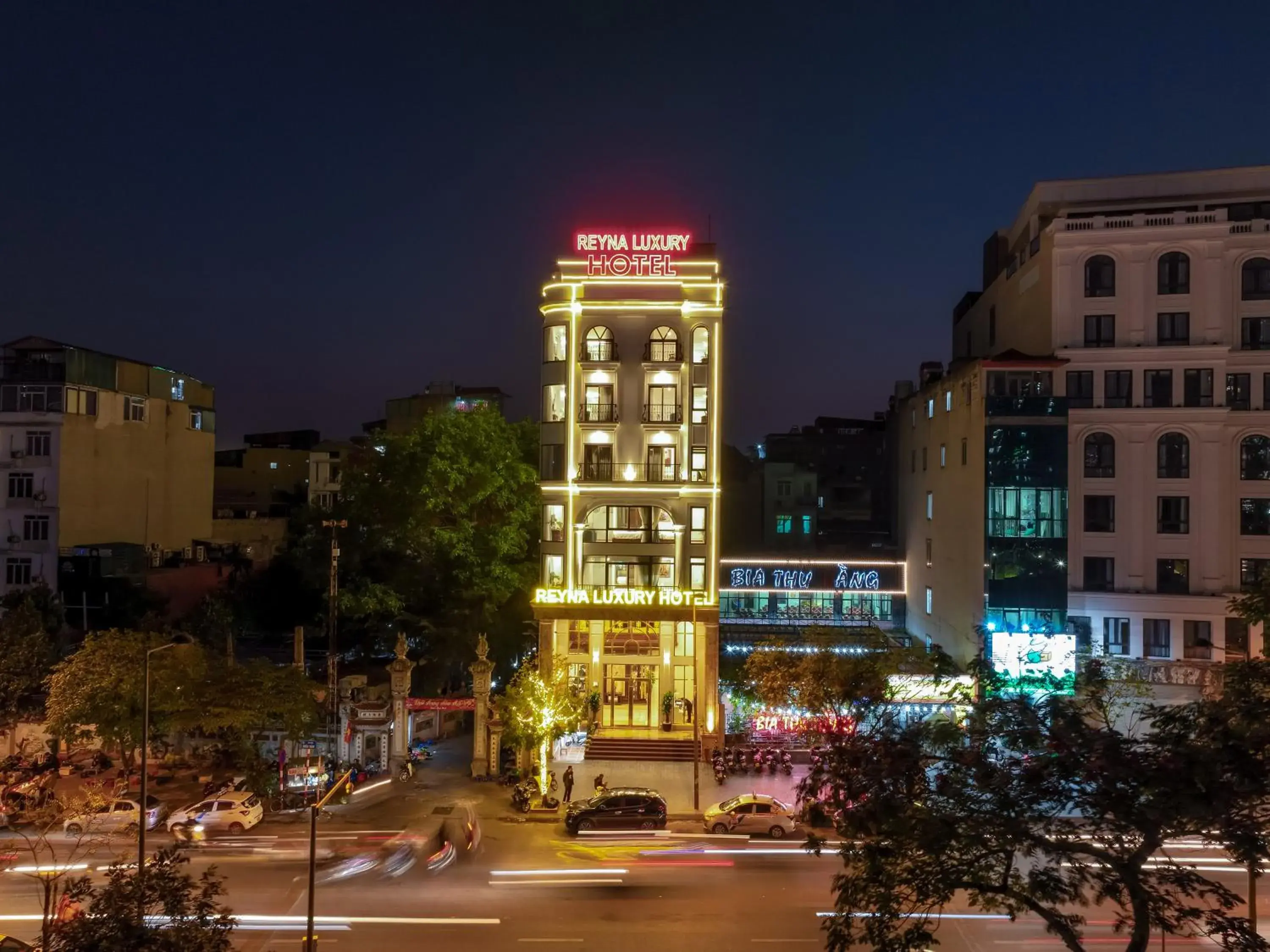 Property building in Reyna Luxury Hotel Property building in Reyna Luxury Hotel