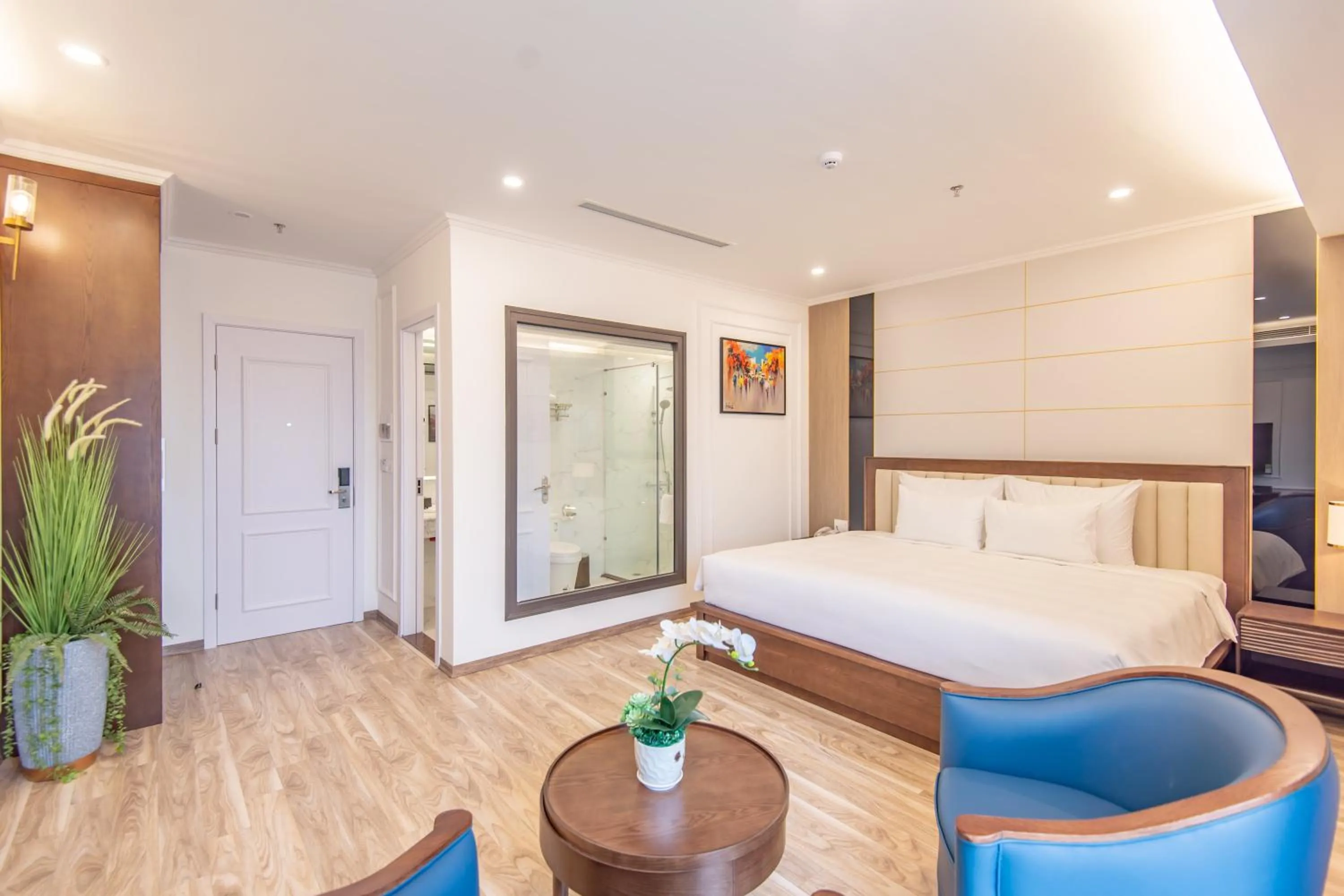 Bed in Reyna Luxury Hotel