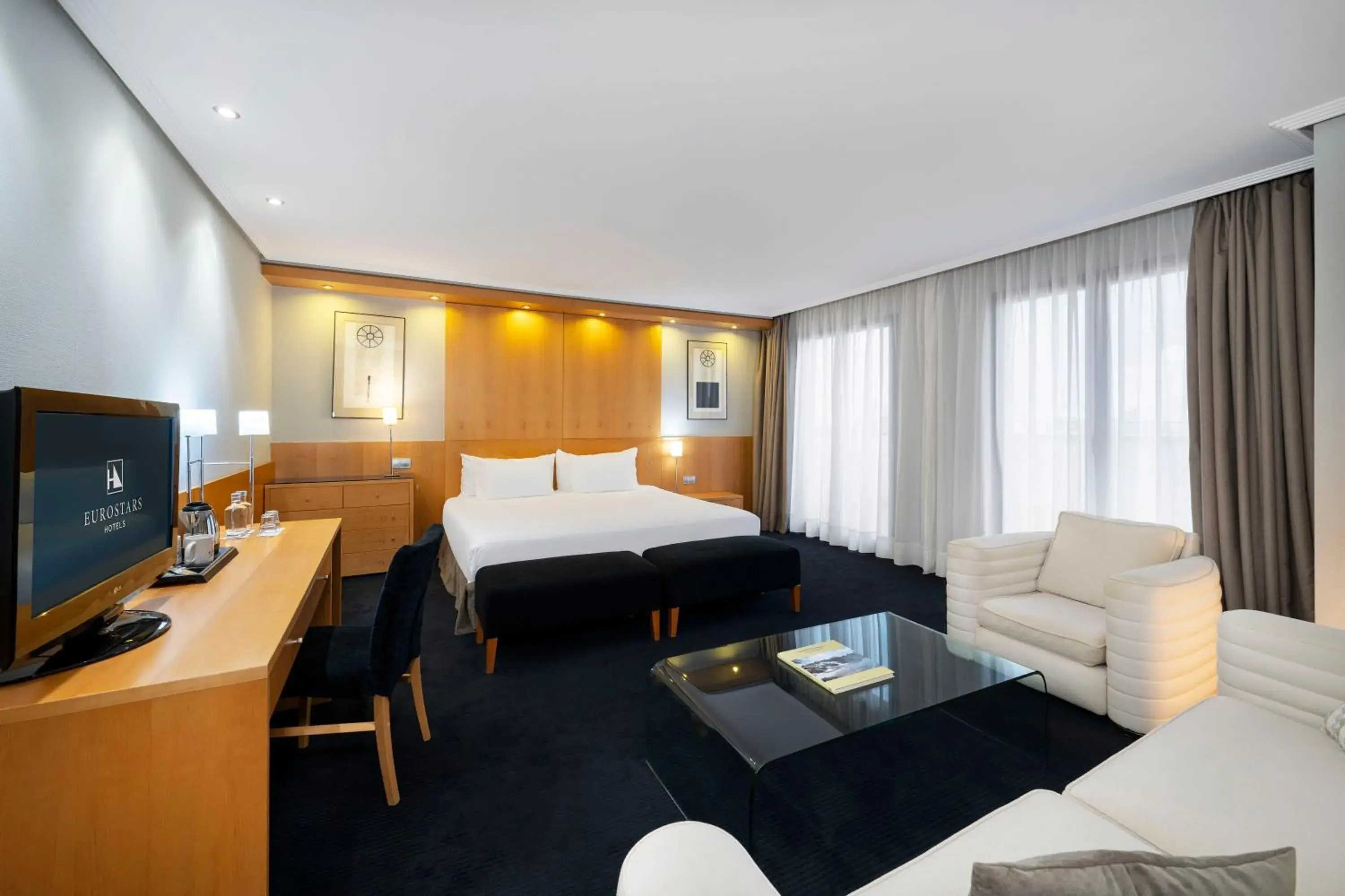 Photo of the whole room, Bed in Eurostars Rey Alfonso X Photo of the whole room, Bed in Eurostars Rey Alfonso X