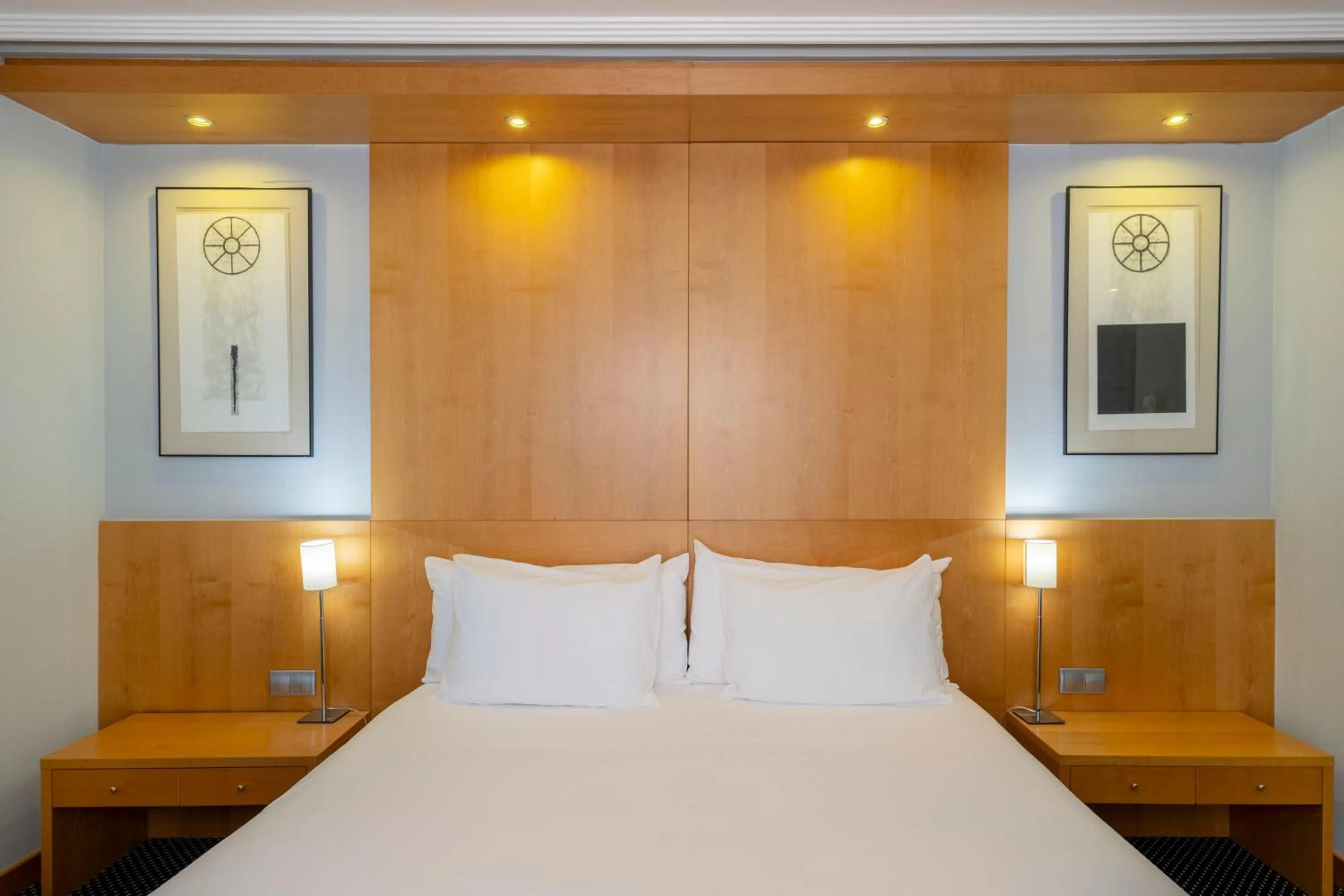 Photo of the whole room, Bed in Eurostars Rey Alfonso X