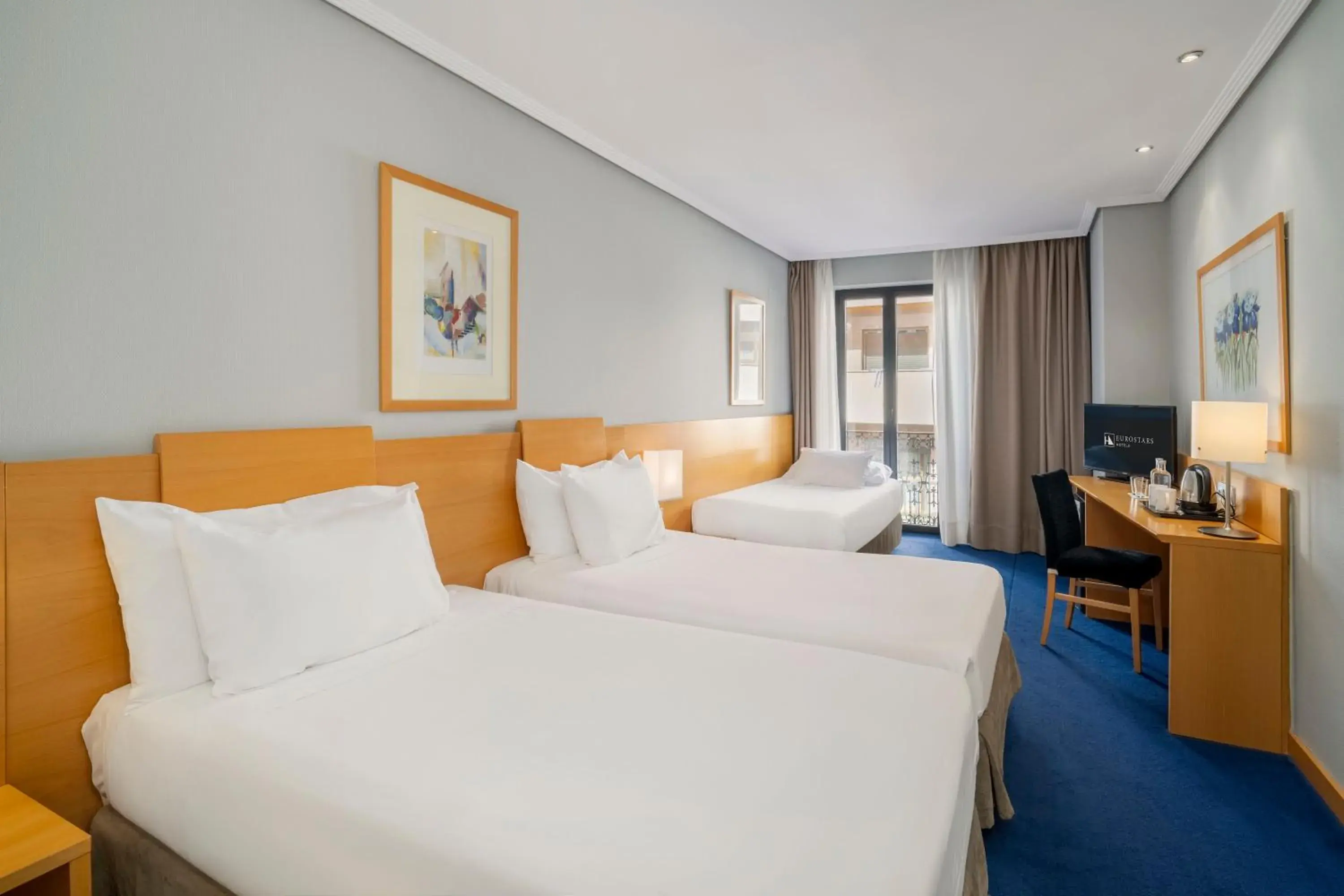 Photo of the whole room, Bed in Eurostars Rey Alfonso X Photo of the whole room, Bed in Eurostars Rey Alfonso X