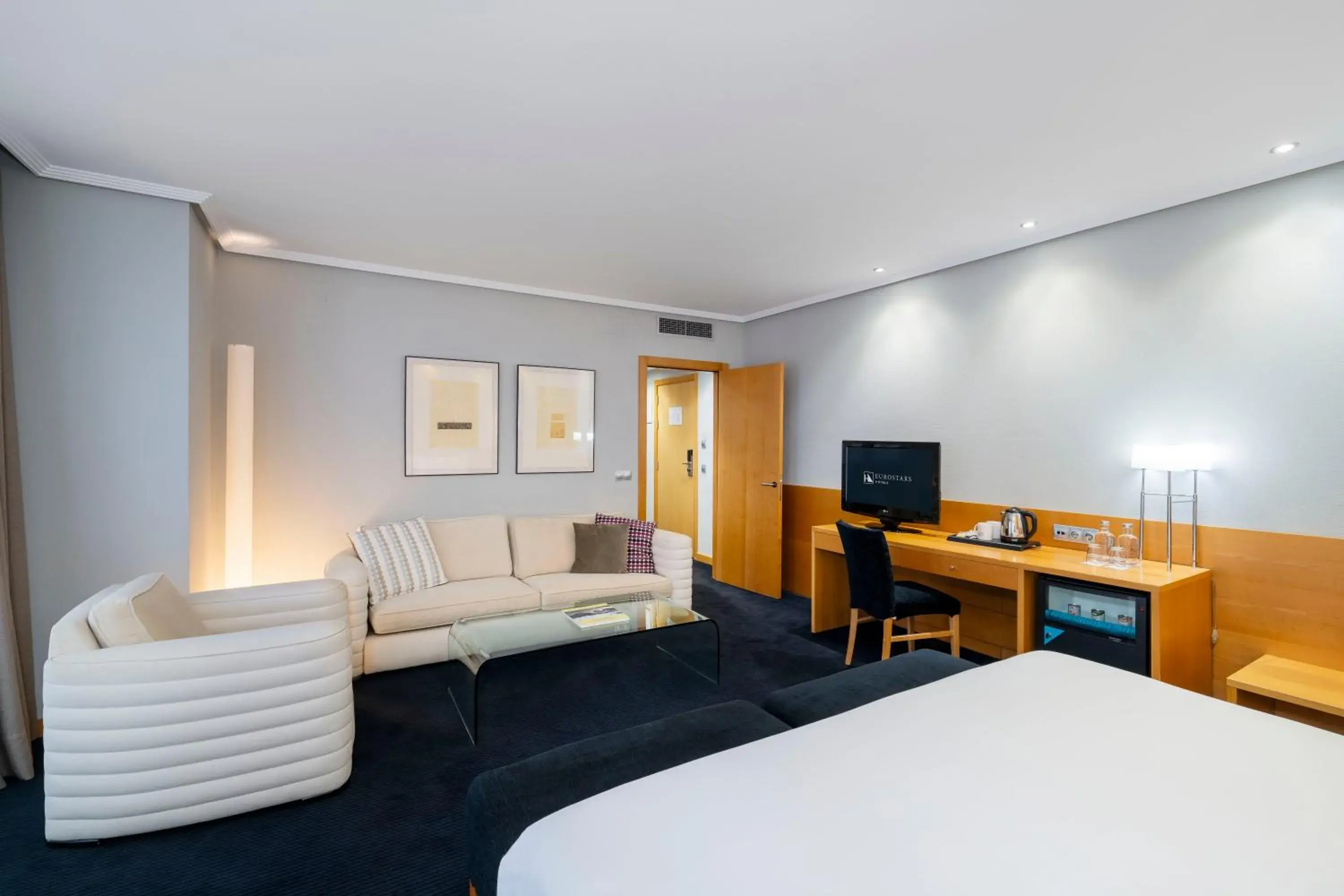 Photo of the whole room, Bed in Eurostars Rey Alfonso X Photo of the whole room, Bed in Eurostars Rey Alfonso X