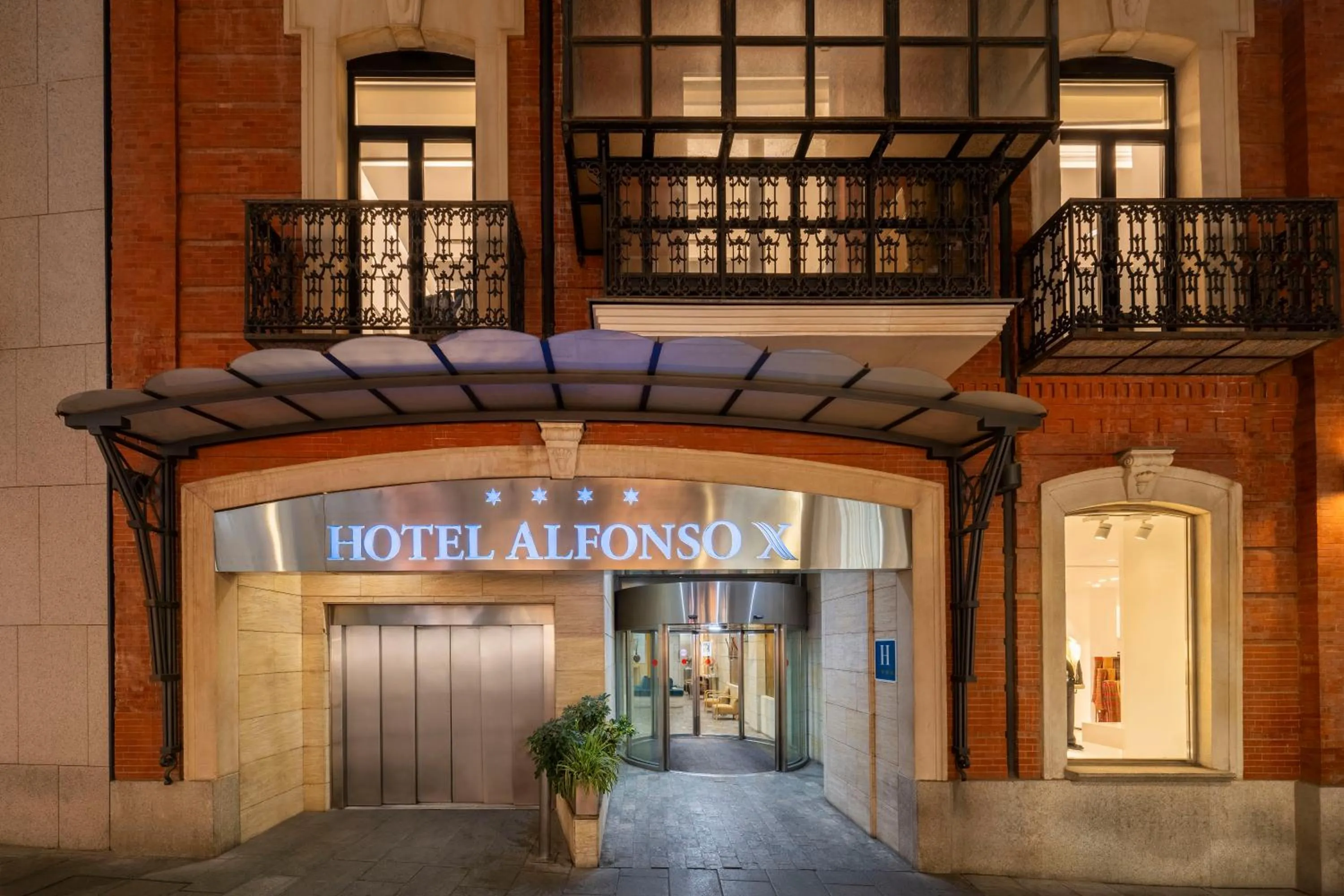 Property building in Eurostars Rey Alfonso X