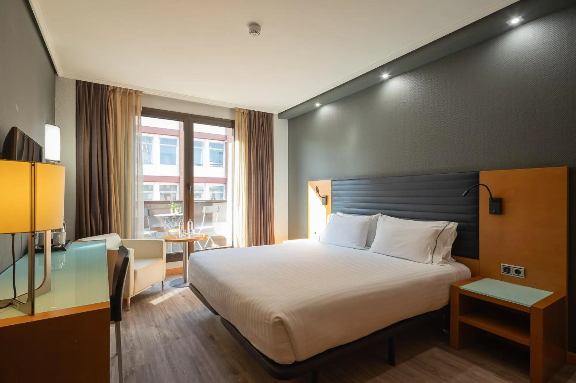 Bed in Hotel Indautxu