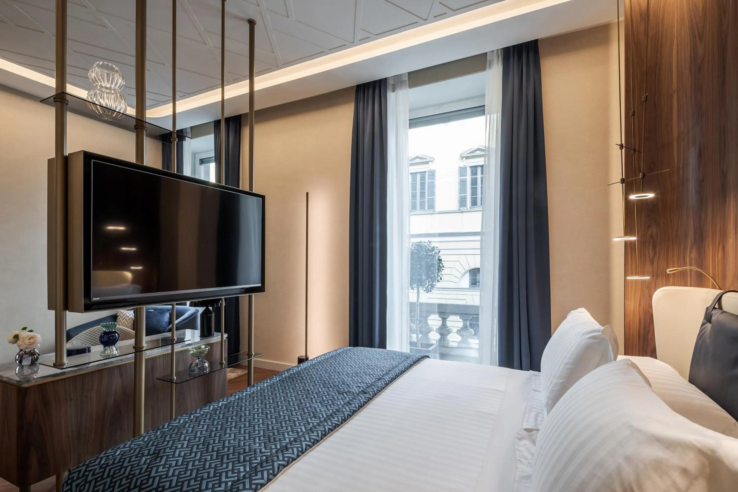 Bedroom, Bed in Casa Baglioni Milan - The Leading Hotels of the World