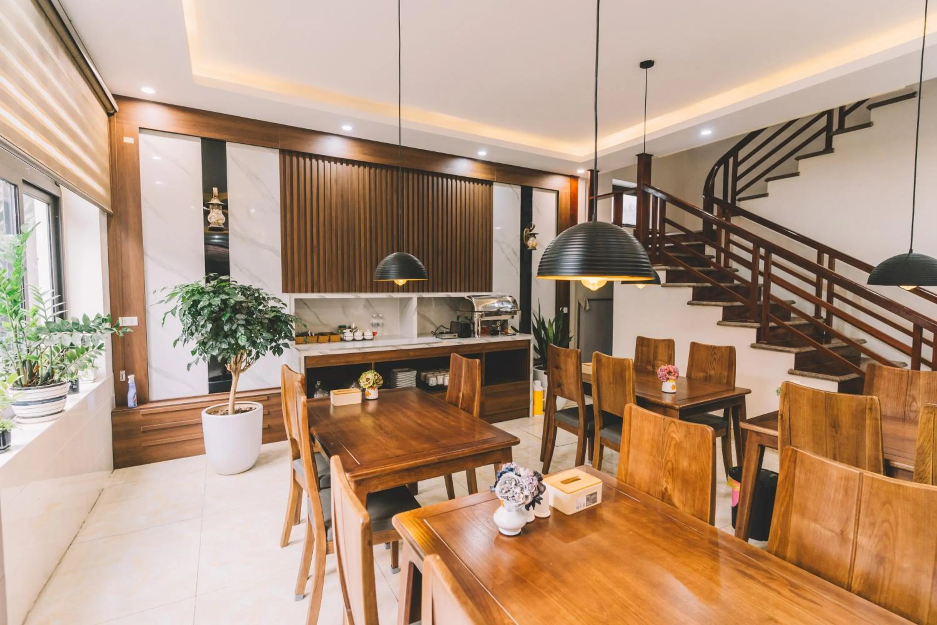 Kitchen or kitchenette in Tamcoc Catalina Hotel By ANMS GROUP