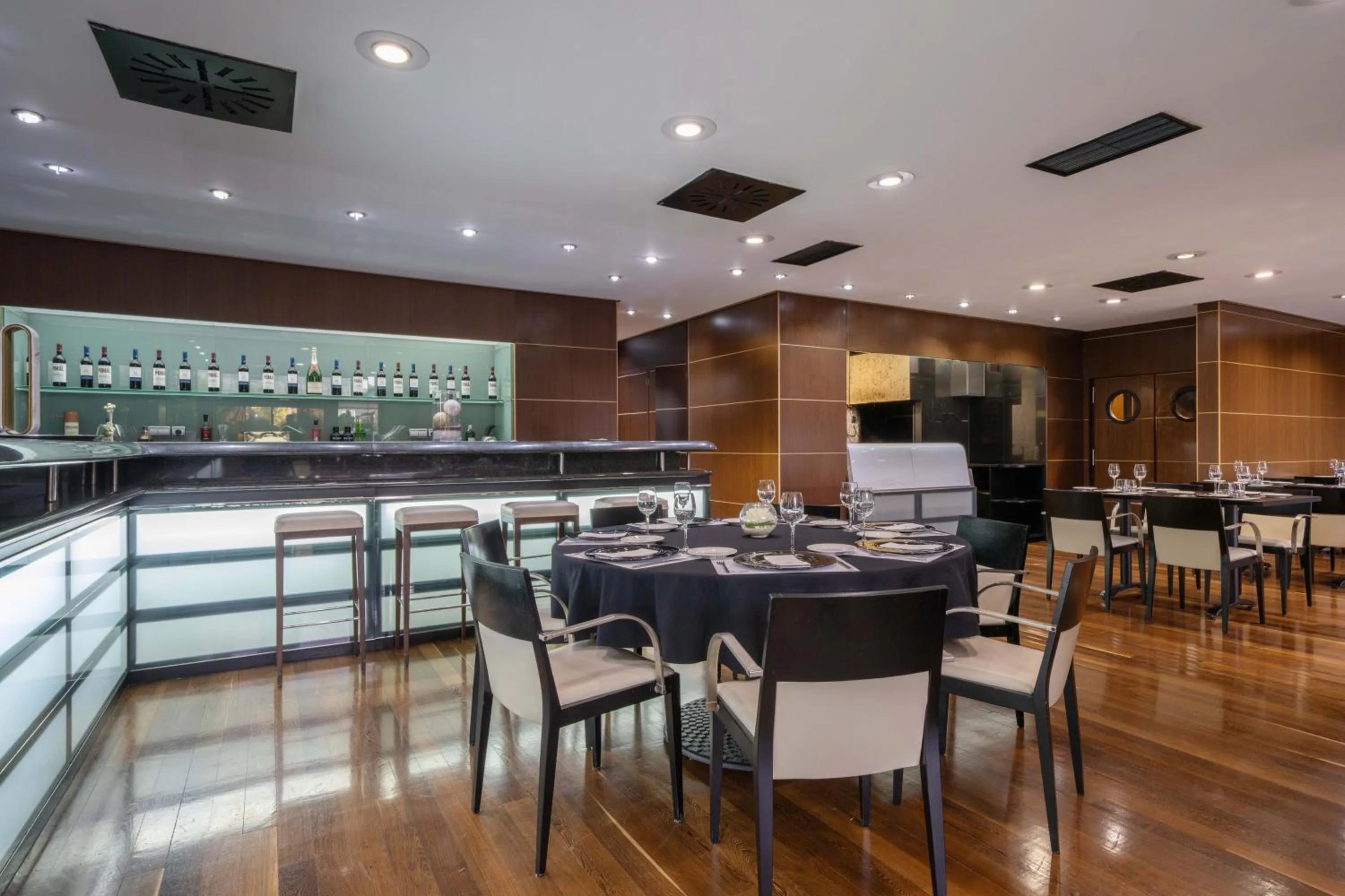 Restaurant/places to eat in Eurostars Puerta Madrid