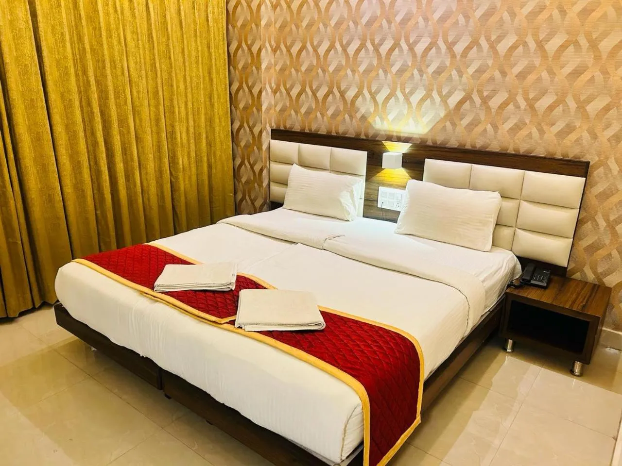 Bed in Royal Indraprastha The Hotel
