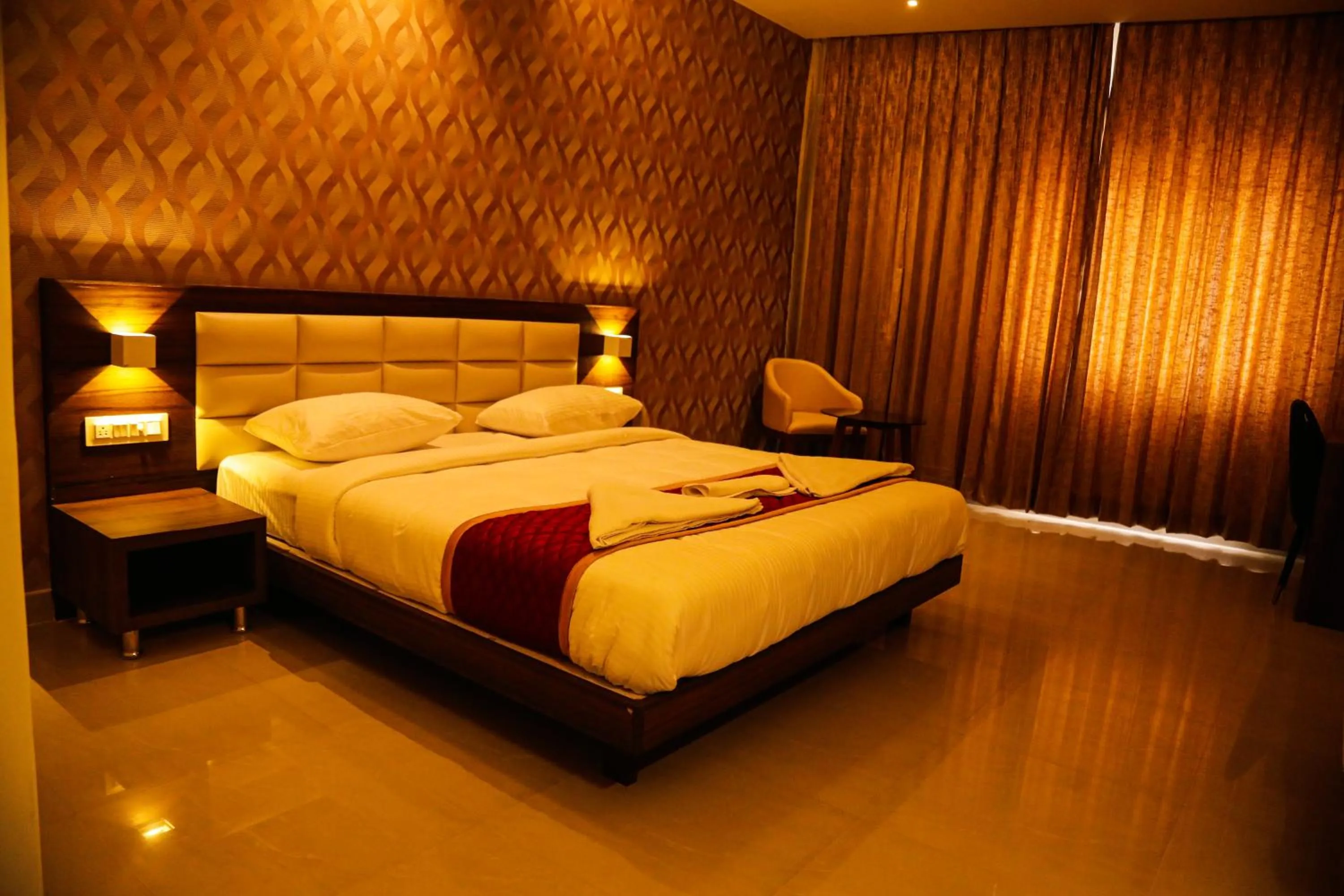 Bedroom, Bed in Royal Indraprastha The Hotel