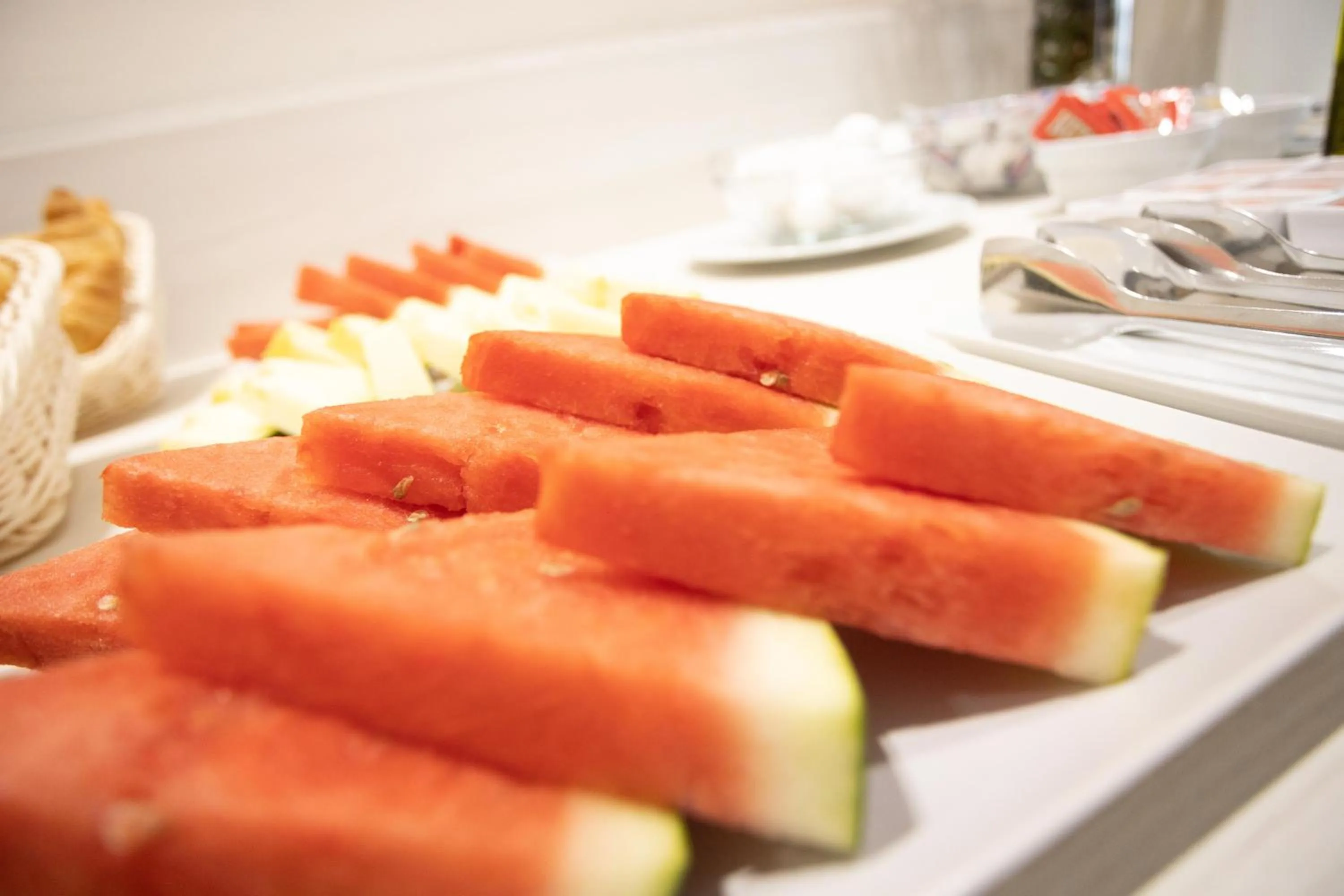 Buffet breakfast in Porcel Torre Garden