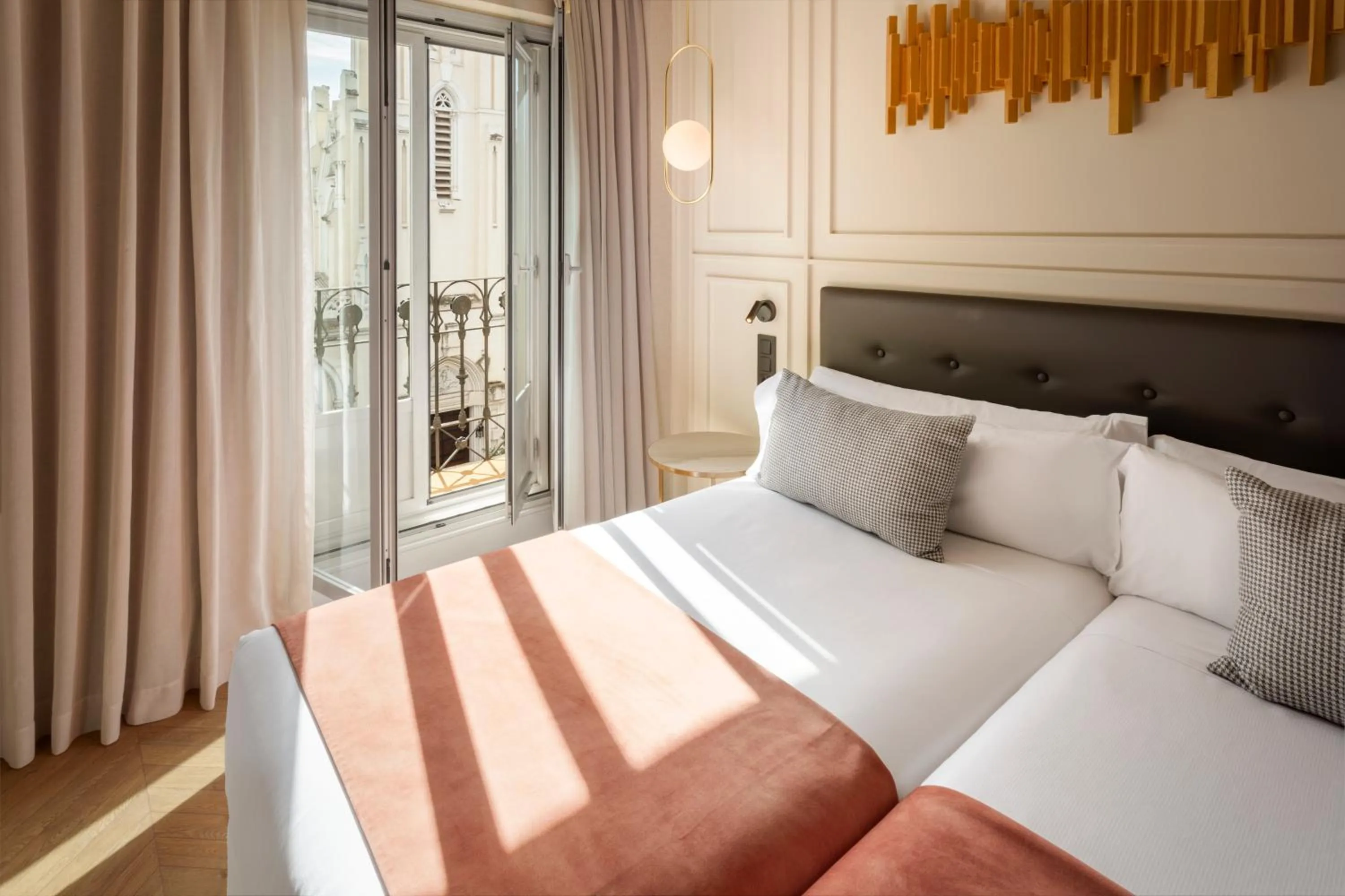 Bed in Catalonia Goya