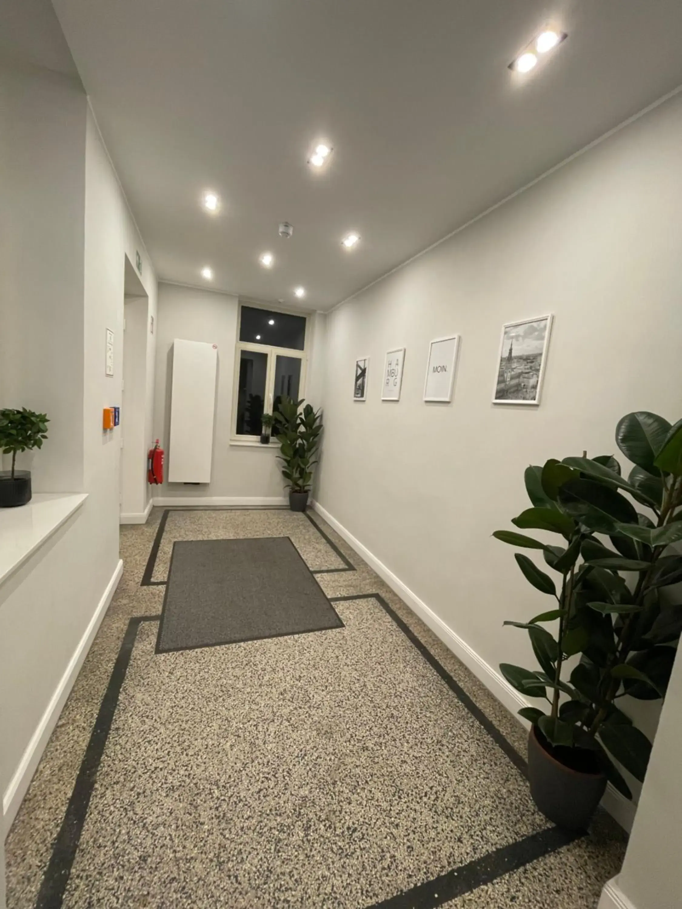 Facade/entrance in Ahoi Hostel Facade/entrance in Ahoi Hostel